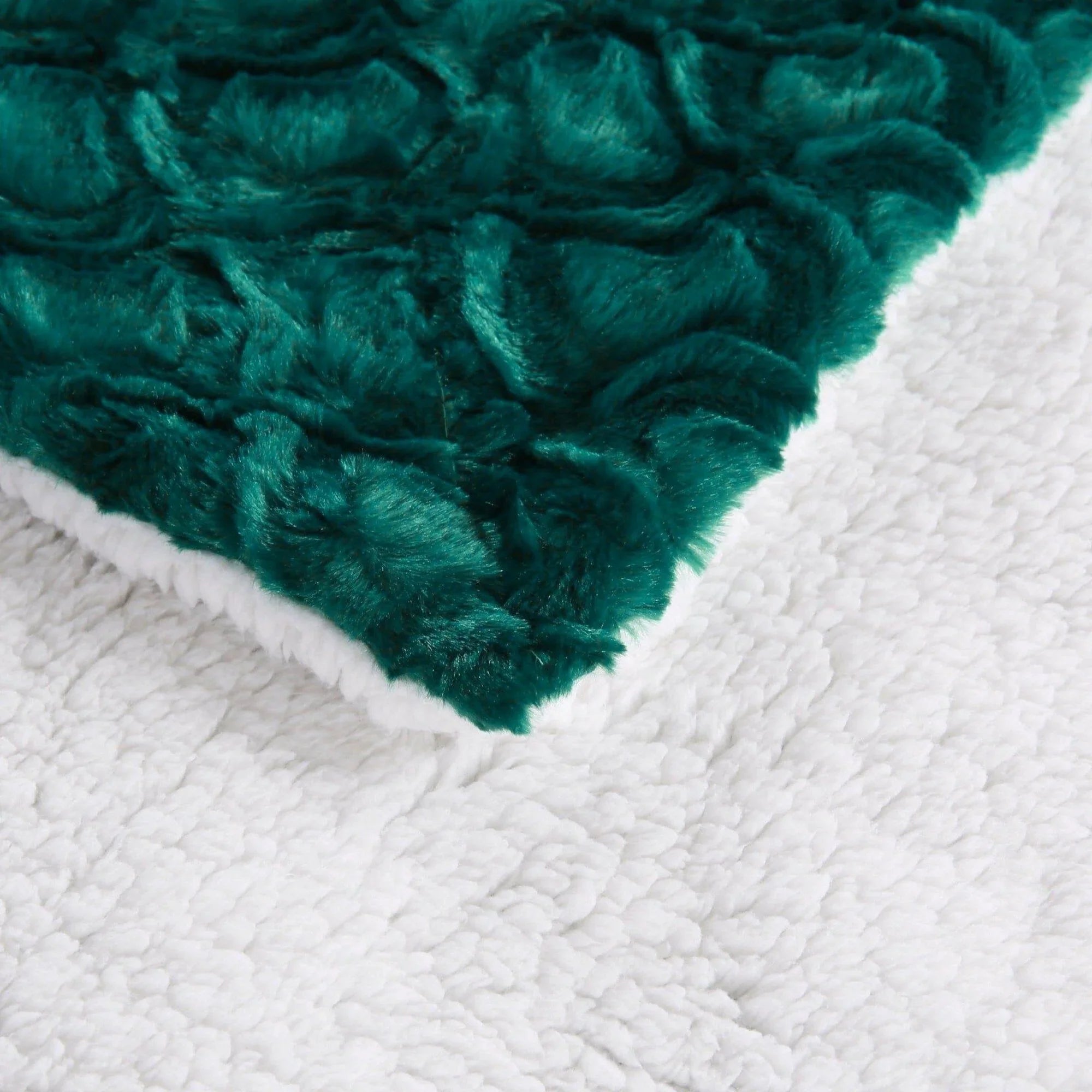 DaDa Bedding Mermaid Scales Emerald Green Blue w/ Sherpa Backside Faux Fur Throw Blanket (BL-171805) DaDalogy Bedding Collection