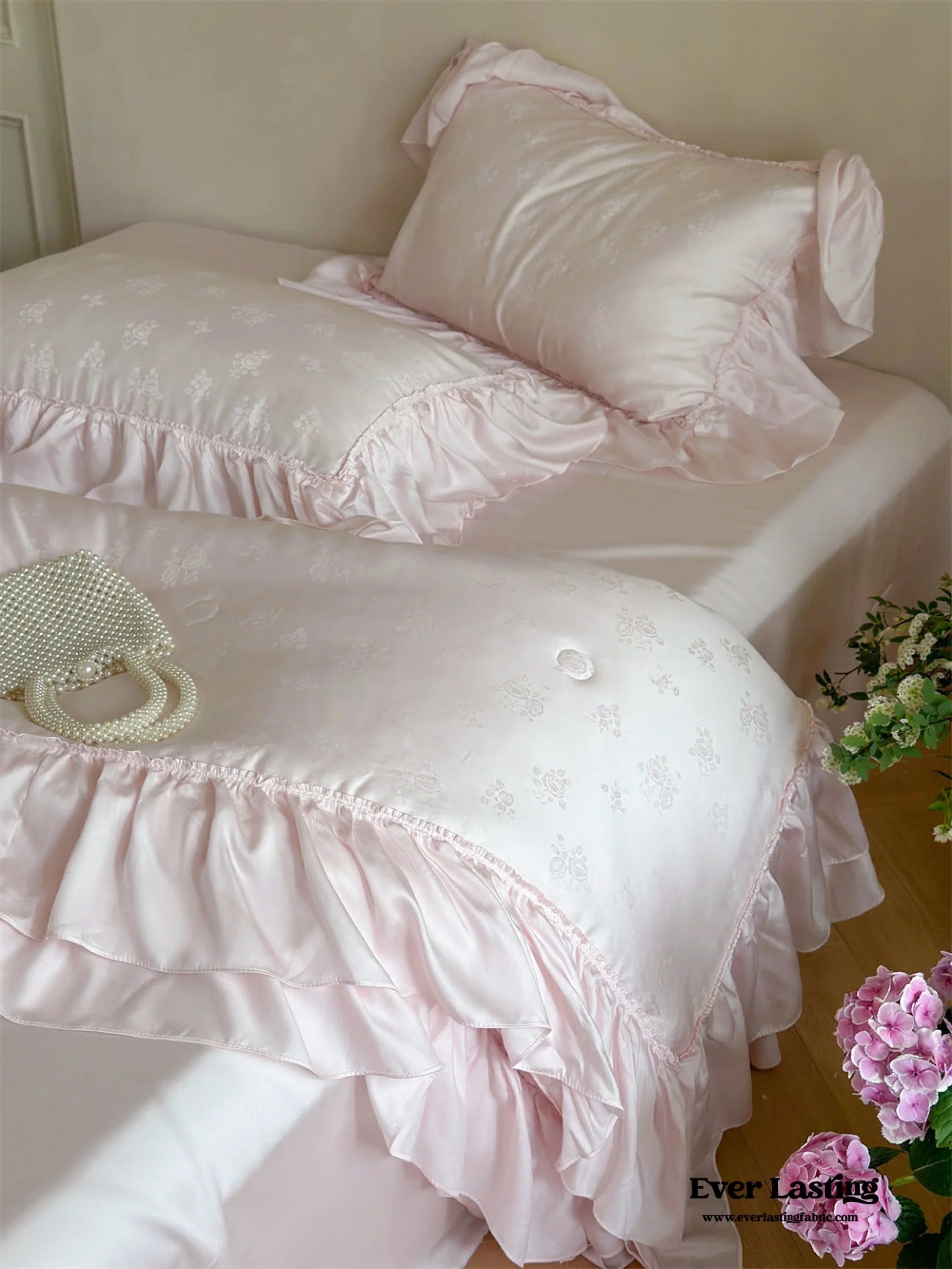 Floral Jacquard Tencel Blanket Set / White Ever Lasting