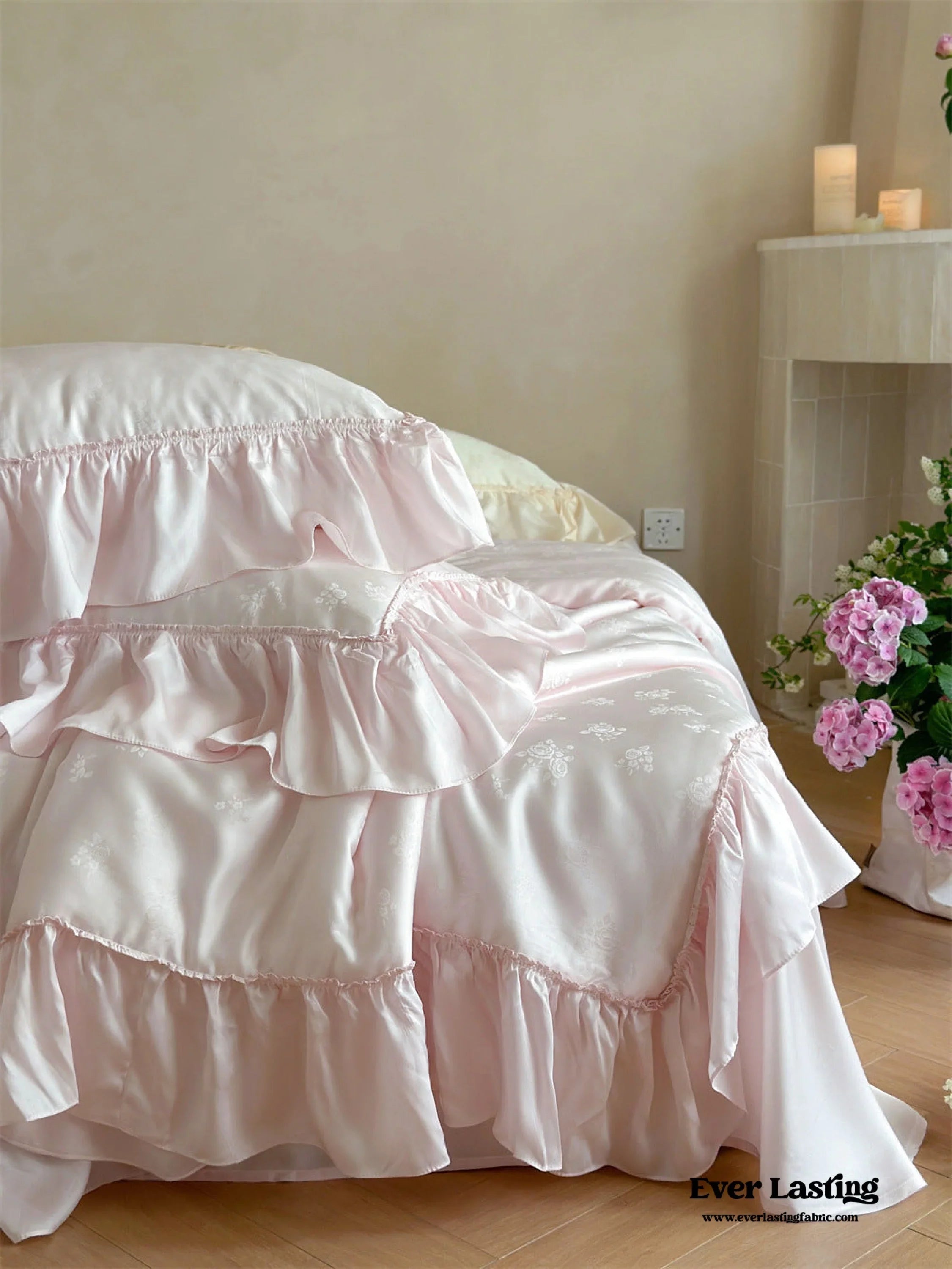 Floral Jacquard Tencel Blanket Set / White Ever Lasting