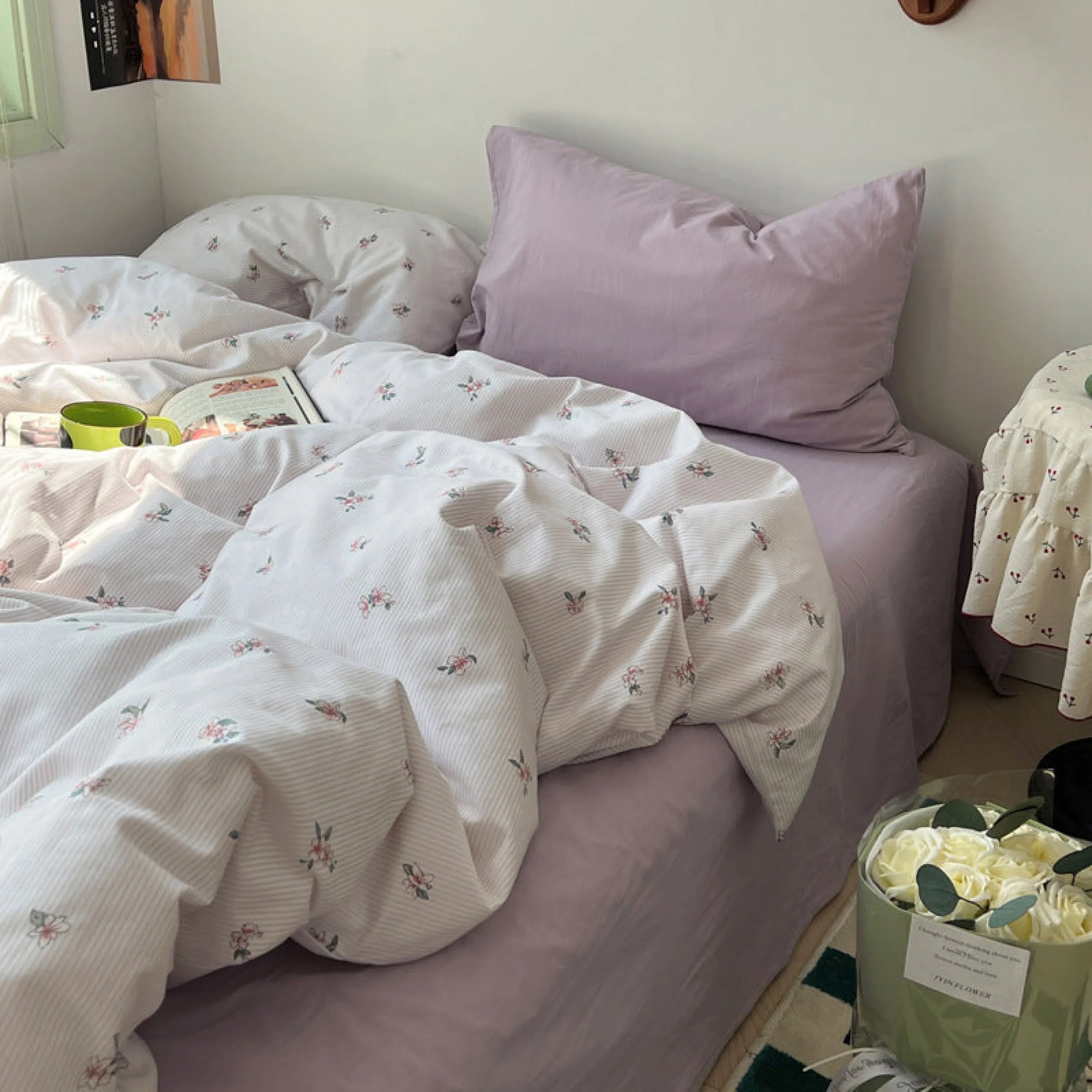 Thin Stripe Floral Bedding Set / Blue Ever Lasting