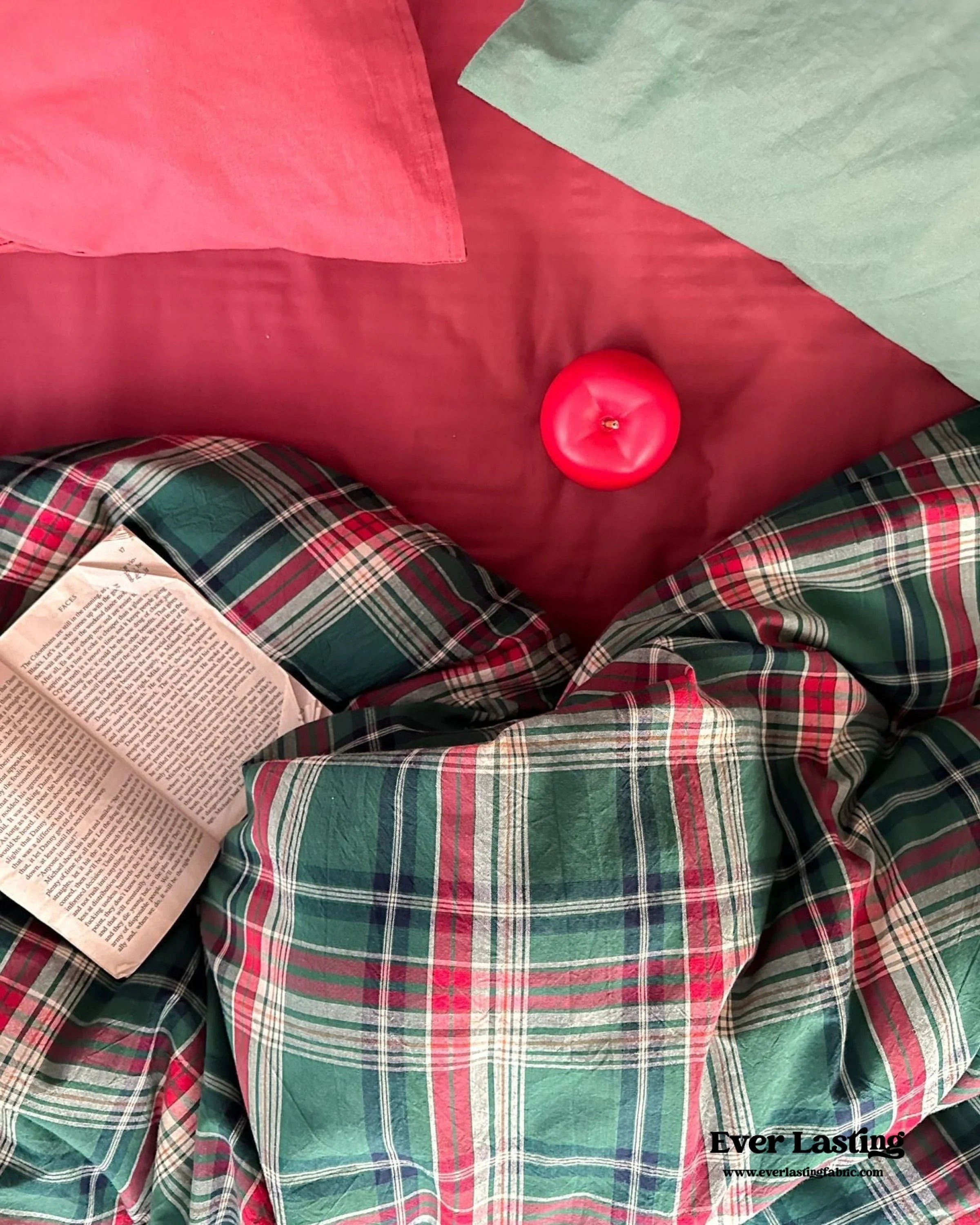 Vintage Plaid Bedding Set / Red & Green Ever Lasting
