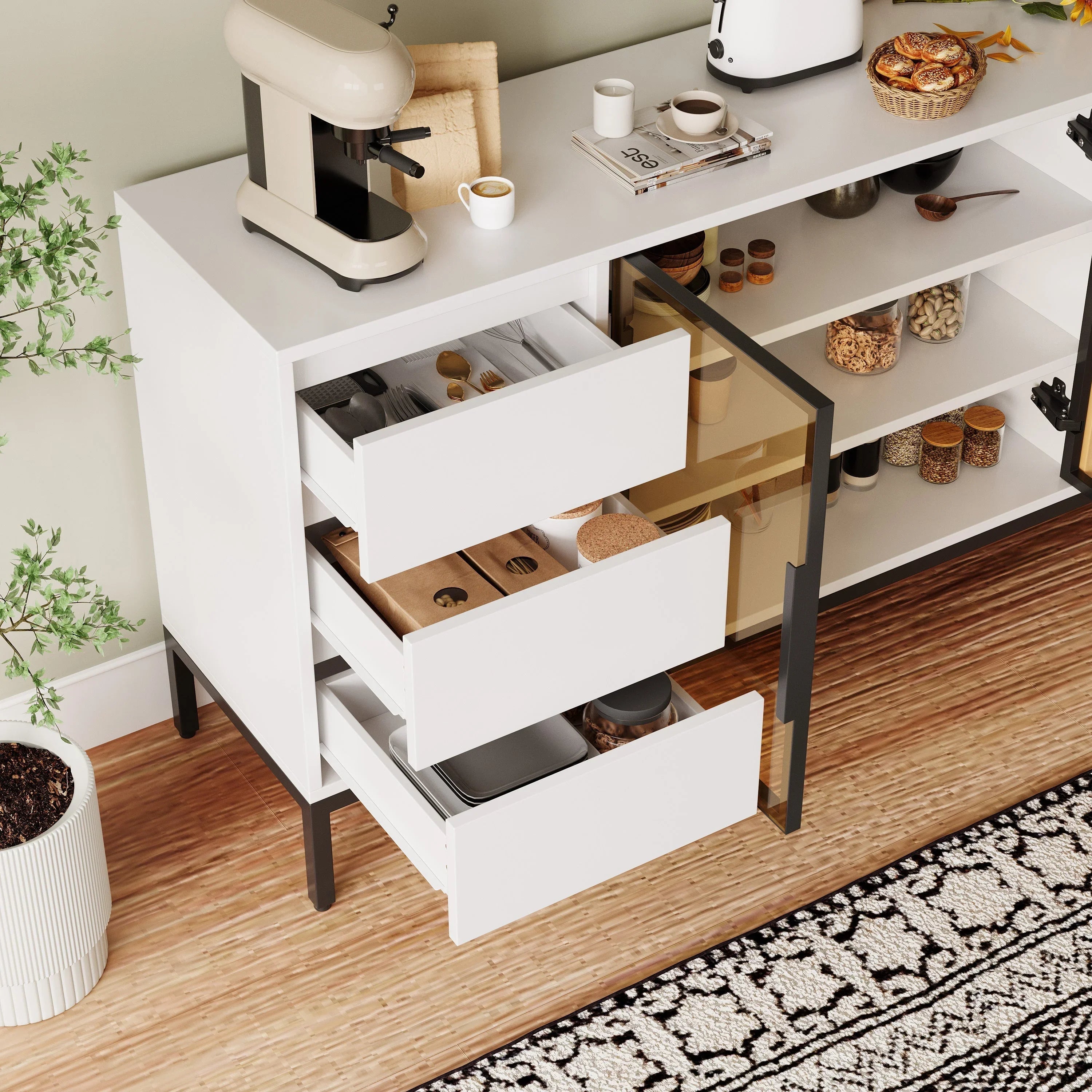 Kitchen & Dining Storage