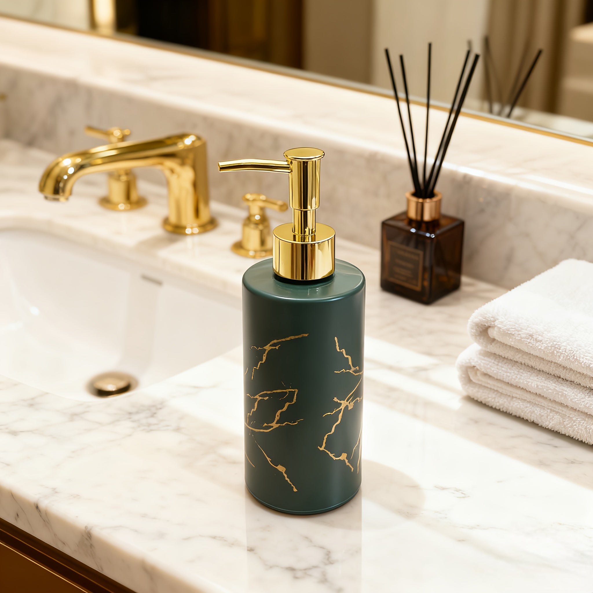 Dispenser - Glass Golden Marble