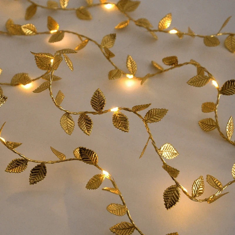 3m/30LED Golden Leaf Garland Fairy Lights, Warm White String Lighting, Battery Operated (2x Not Included), Elegant Decoration for Home, Christmas, Thanksgiving, Table, Weddings, Artificial Plant Decor - No Feathers, No Batter House Of Avana