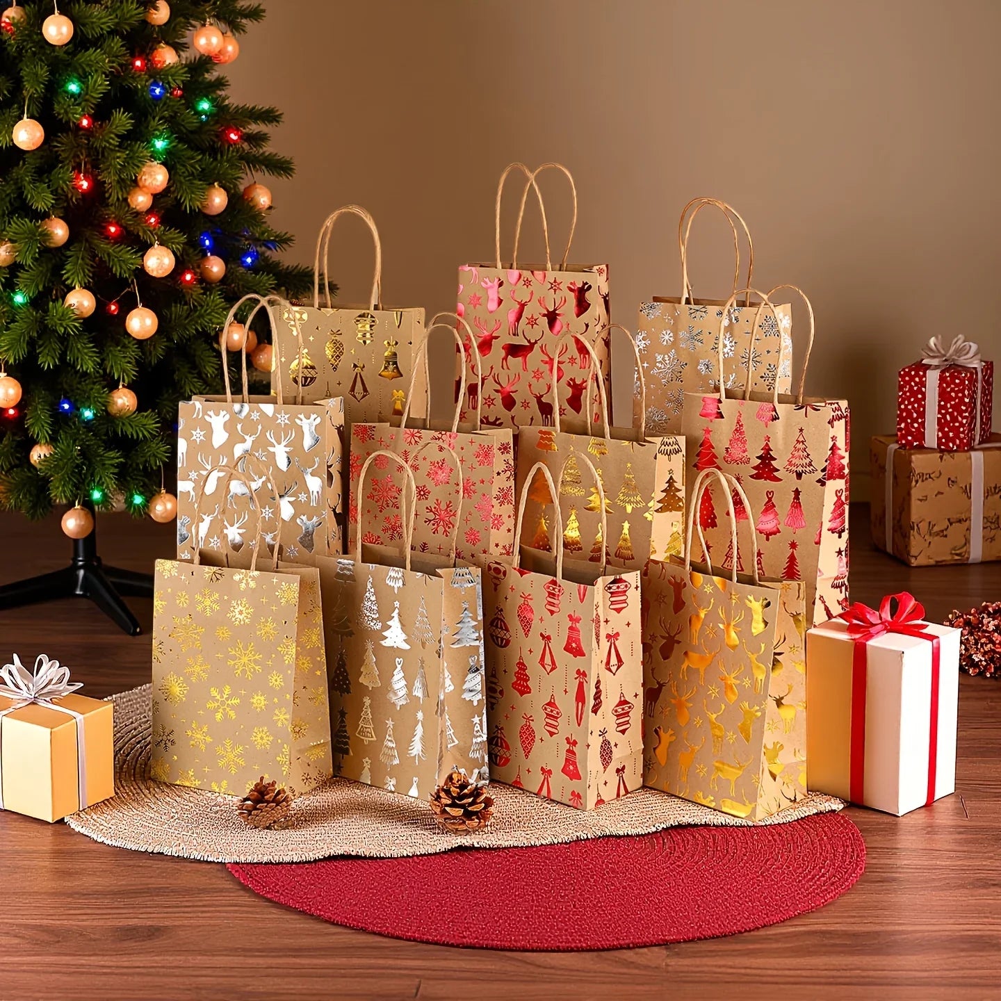10 Christmas gift bags/hot stamping and hot stamping process/hard kraft paper material/cartoon Christmas tree reindeer snowflake pattern/gift bag holiday party kraft paper gift bags/Christmas party supplies/Christmas/Festive House Of Avana