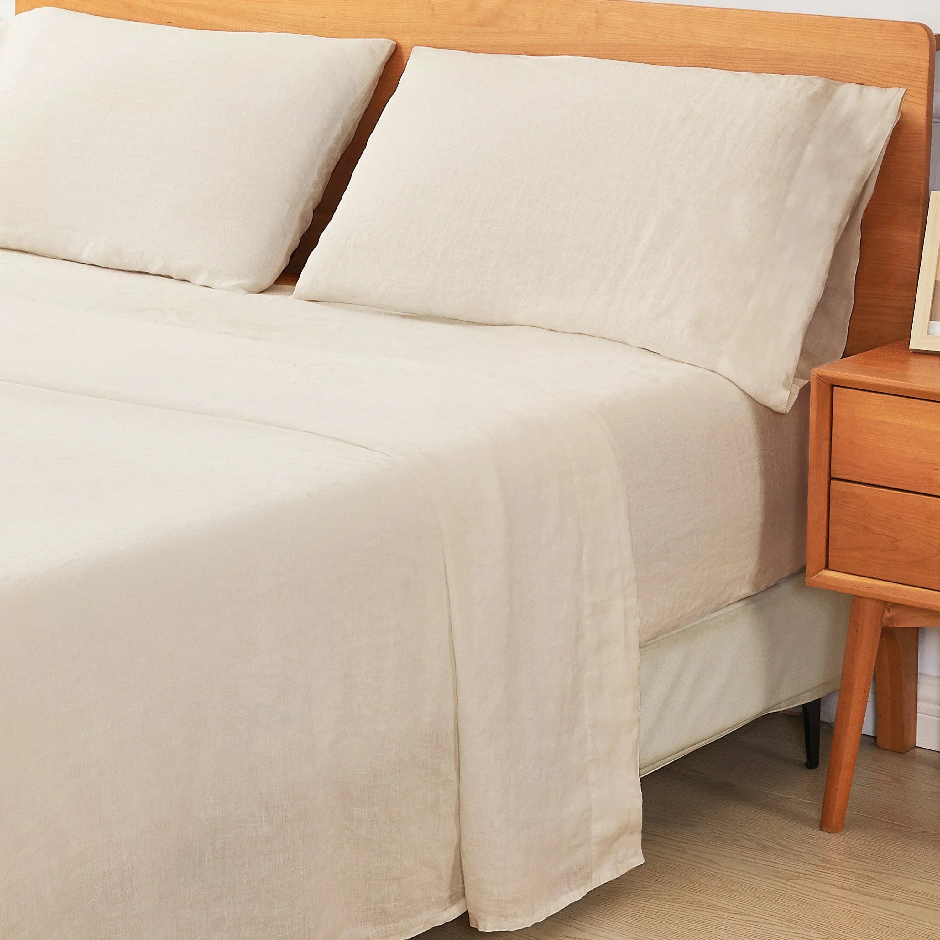 100% Linen Sheet Set, front view - House Of Avana