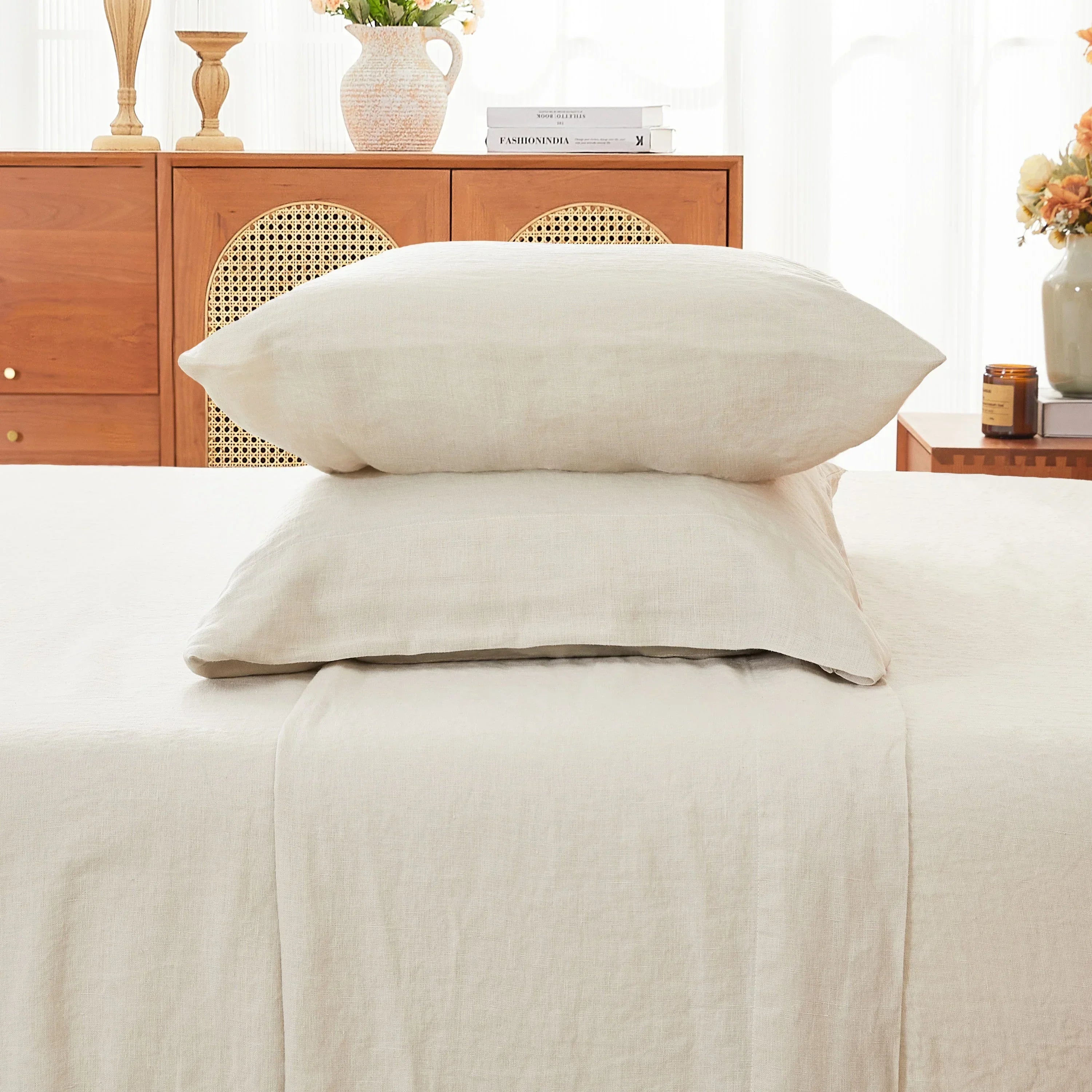 100% Linen Sheet Set, lifestyle image - House Of Avana