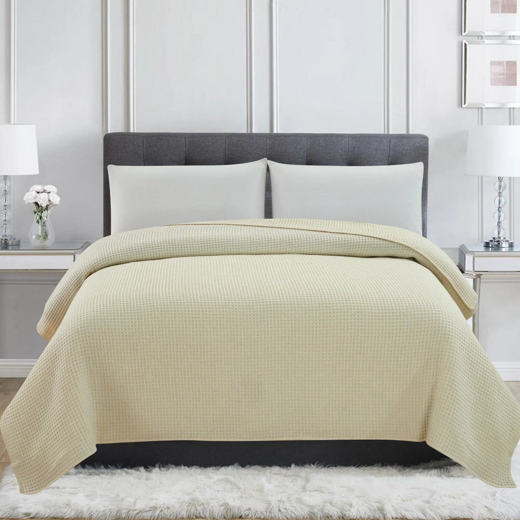 100% Merino Wool Waffle Weave Blanket, detail shot - House Of Avana