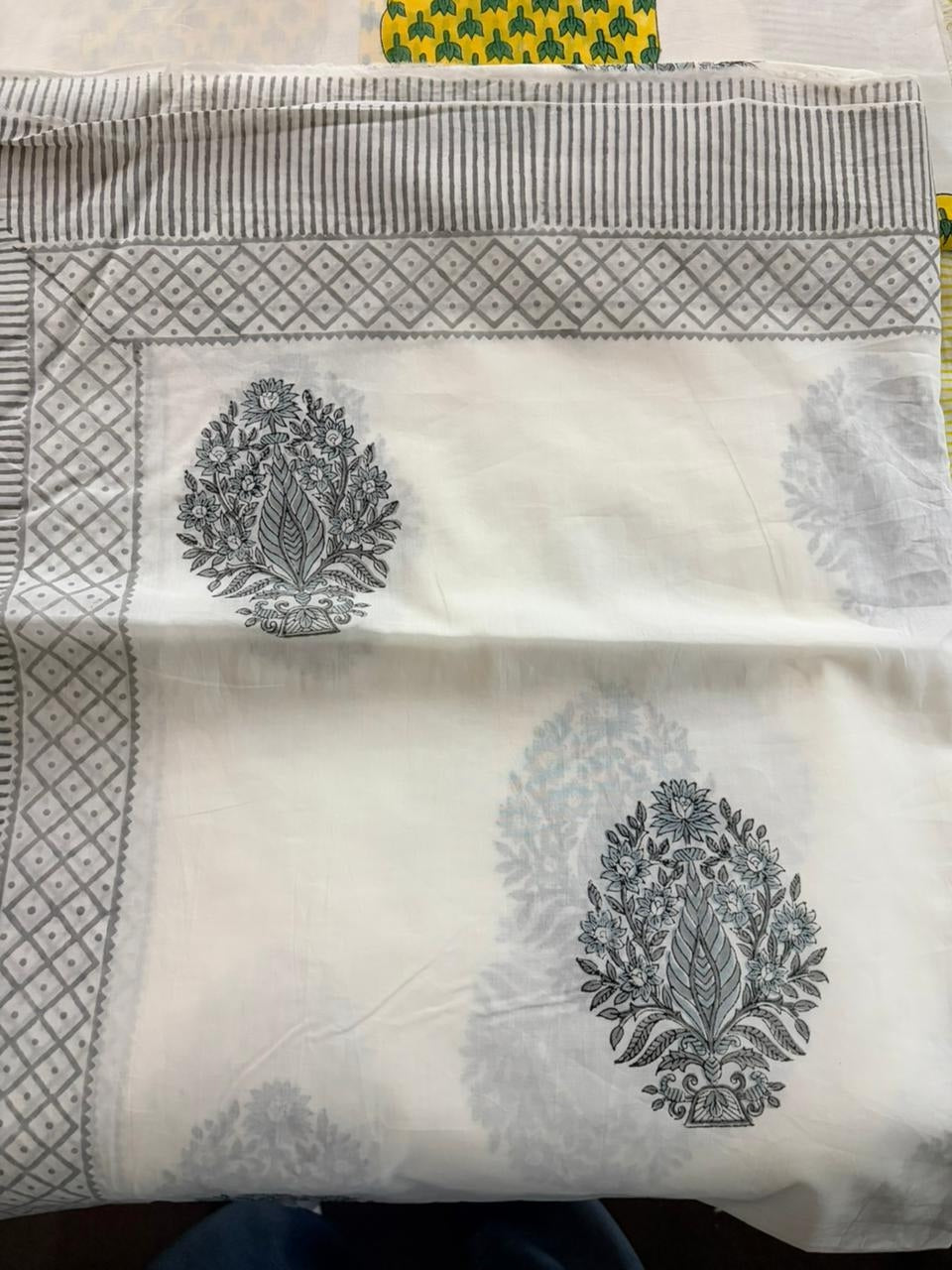 Cream & Charcoal Grey Floral Jaipur Indian hand block print medallion quilted comforter | Jaipur Indian hand block print cotton muslin quilted comforter | Sanganer medallion block print bedding | Queen King size quilt India | House of Avana