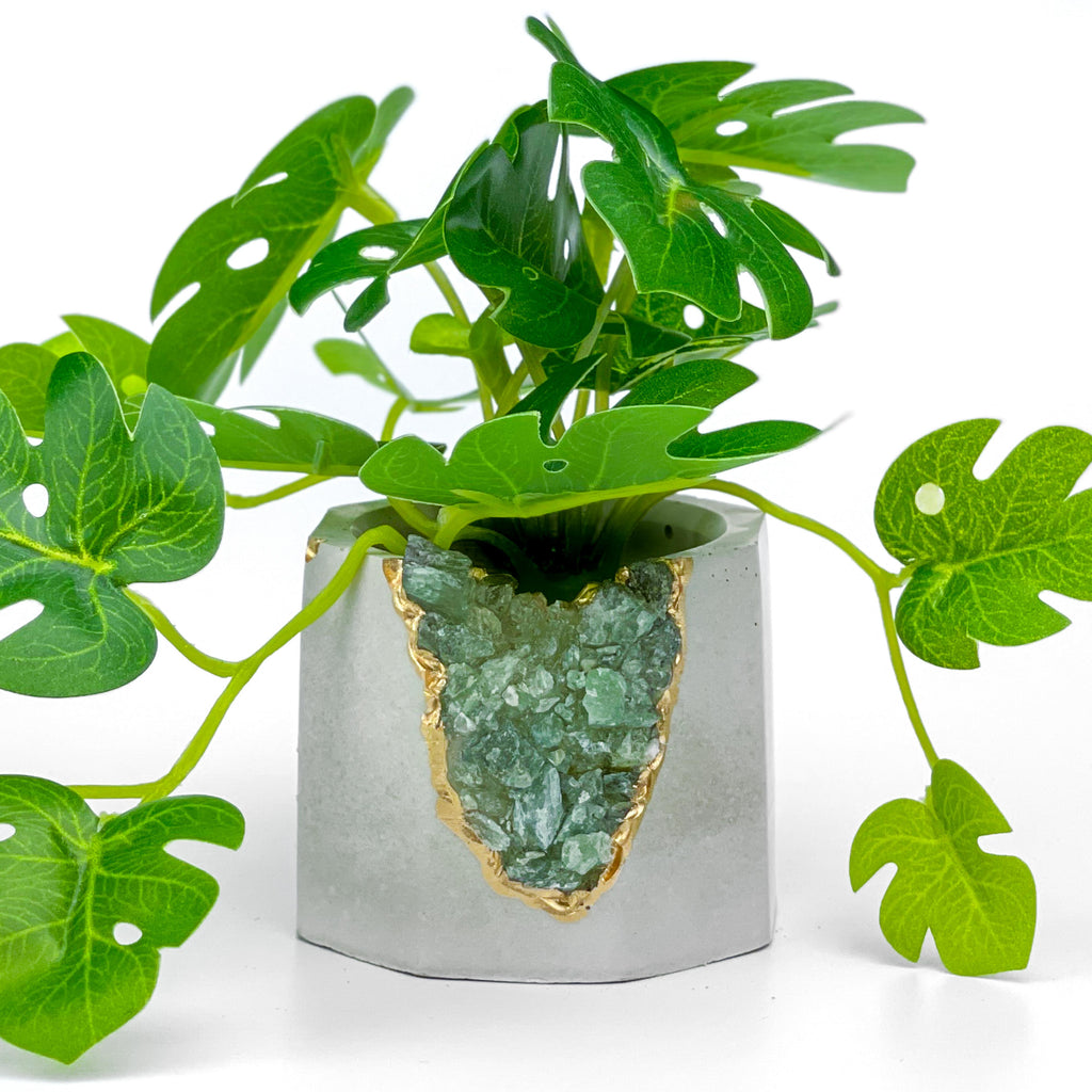 GREEN APATITE GEODE PLANTER AURA 8 HOME