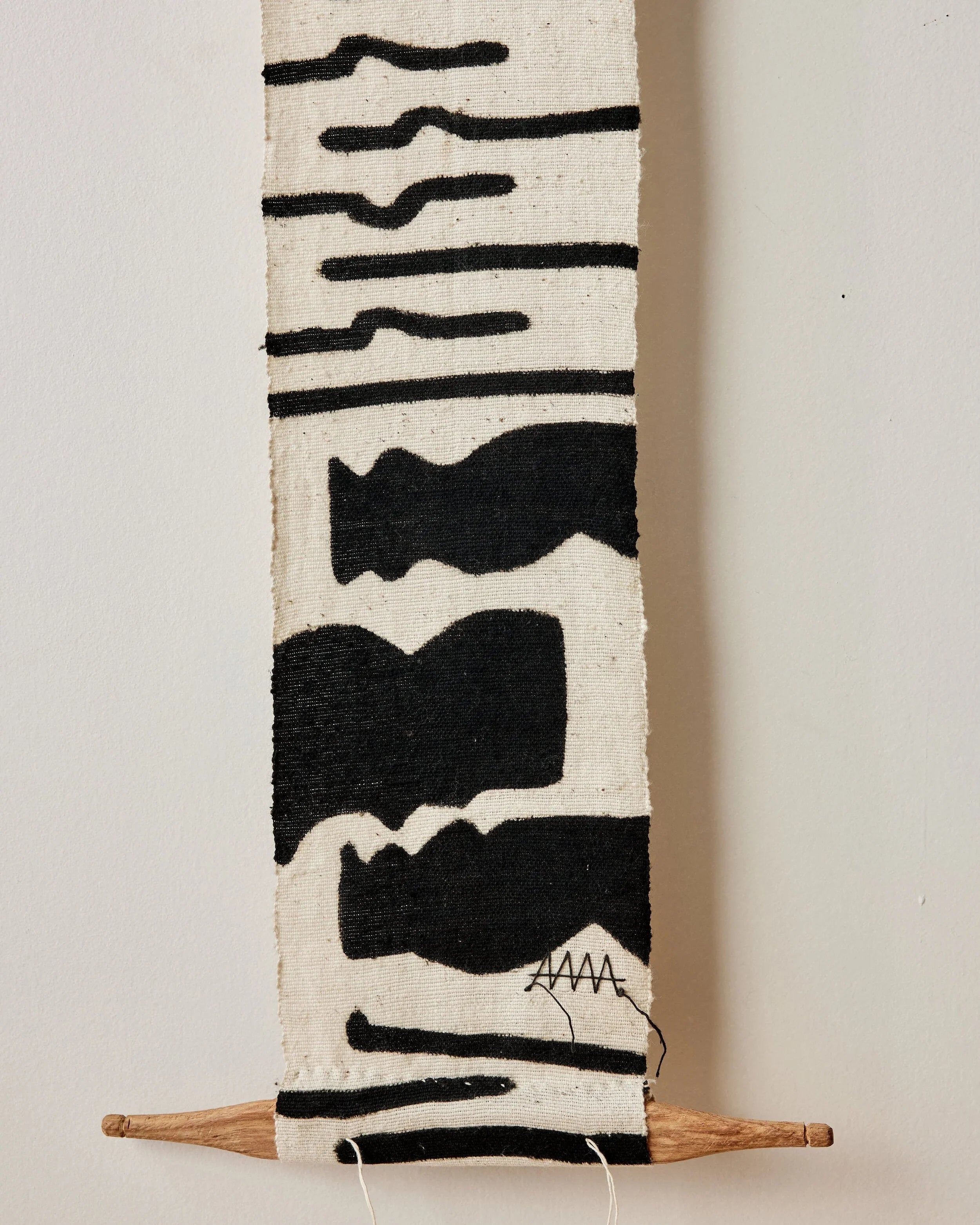 Vibrations Bogolan Wall Totem in White with Black Vibes Kanju Interiors