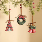 3pcs 3D Resin Christmas Tree Ornaments - Vintage Bell & Wreath Hanging Decorations, No Electricity Needed, Durable Plastic Holiday Gifts for Indoor/Outdoor Trees, Classic Style for Holiday Atmosphere, Christmas Tree Decoratio House Of Avana