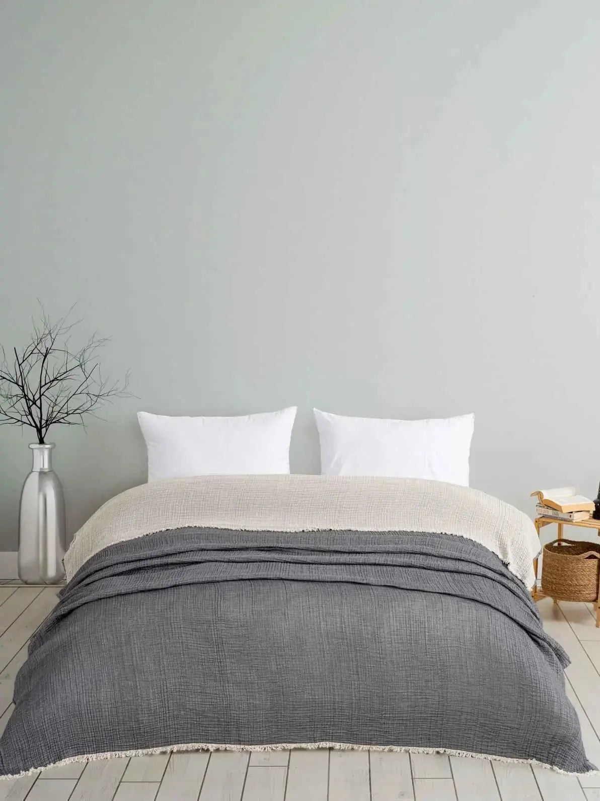 4 Layers Muslin Blanket, detail shot - House Of Avana