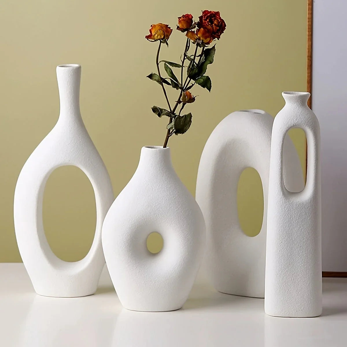 4 pcs White Ceramic Vases for Wedding & Home Decor - House Of Avana