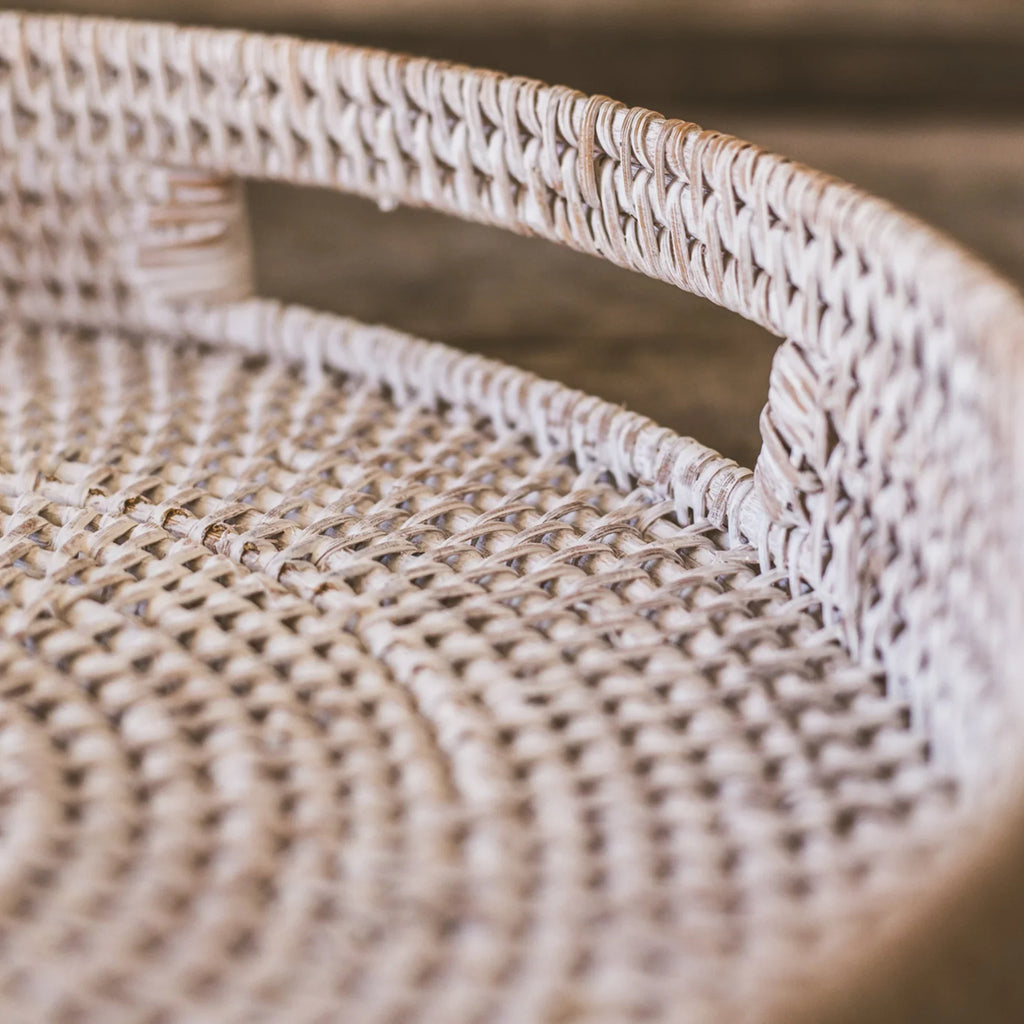404 - Round Rattan Tray Porto Boutique