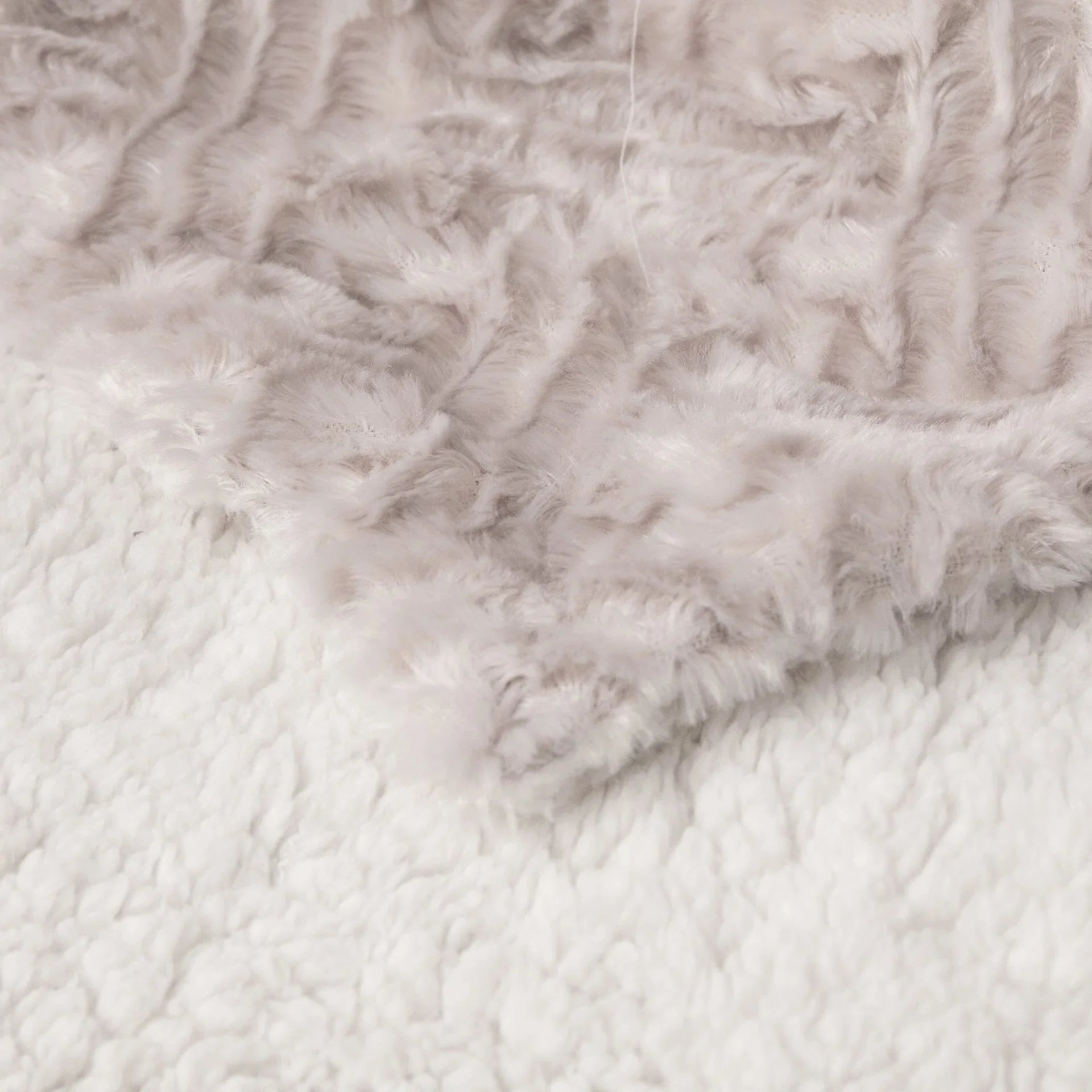DaDalogy Bedding Lavender Grey Faux Fur Throw Blanket - Dreamy Geometric Embossed Sherpa Backside - Super Soft Warm Cozy Plush Fluffy DaDalogy Bedding Collection