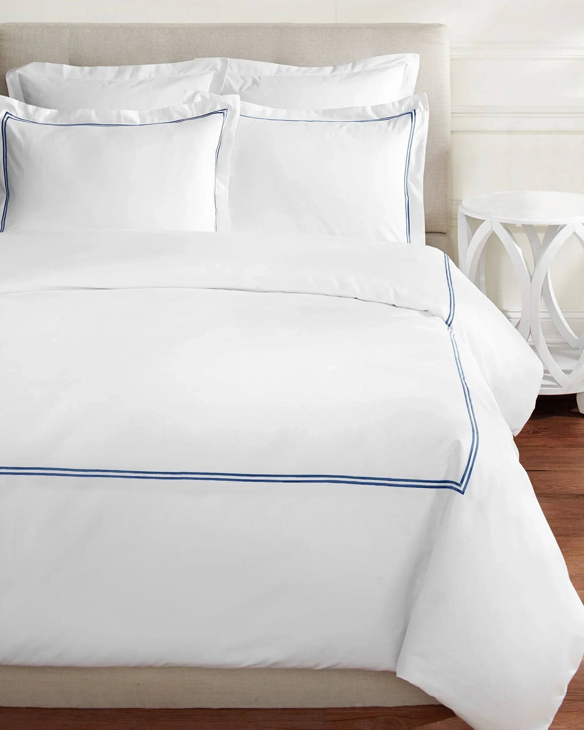 600 Thread Count Double Stripe Embroidered Duvet Set, side view - House Of Avana