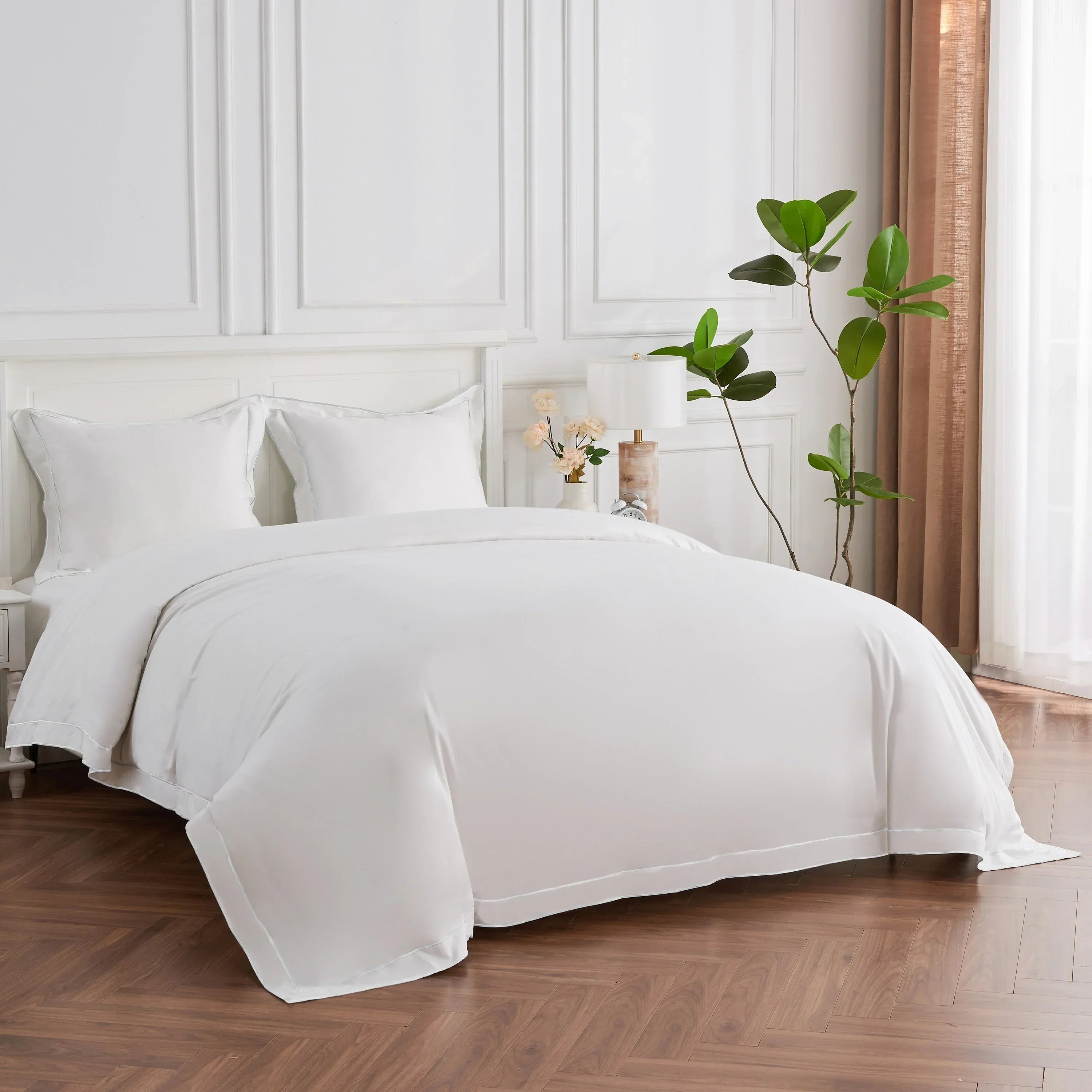 600 Thread Count Framed Sateen Embroidered Cotton Duvet Set, texture detail - House Of Avana
