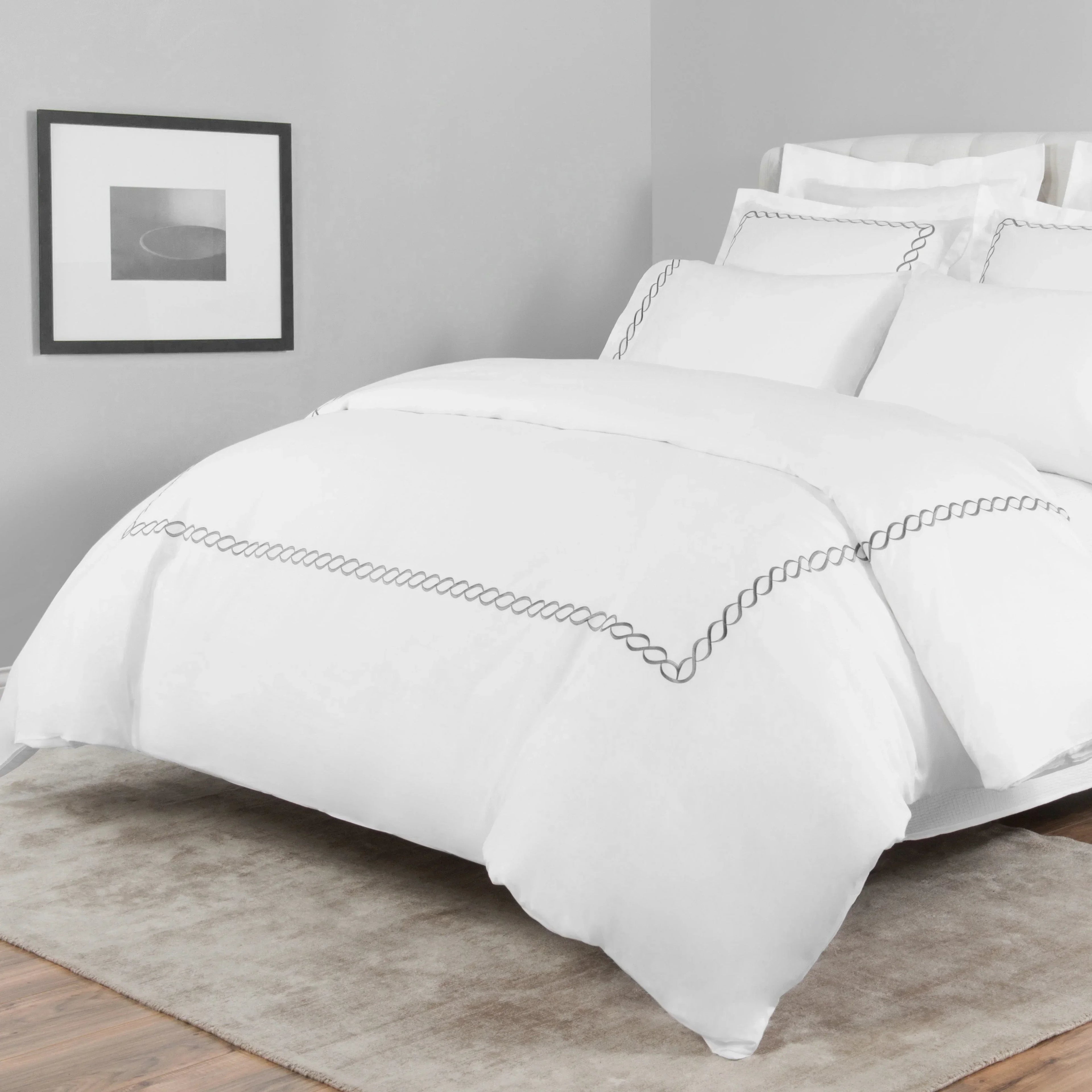 600 Thread Count Rope Embroidered Duvet Set, texture detail - House Of Avana
