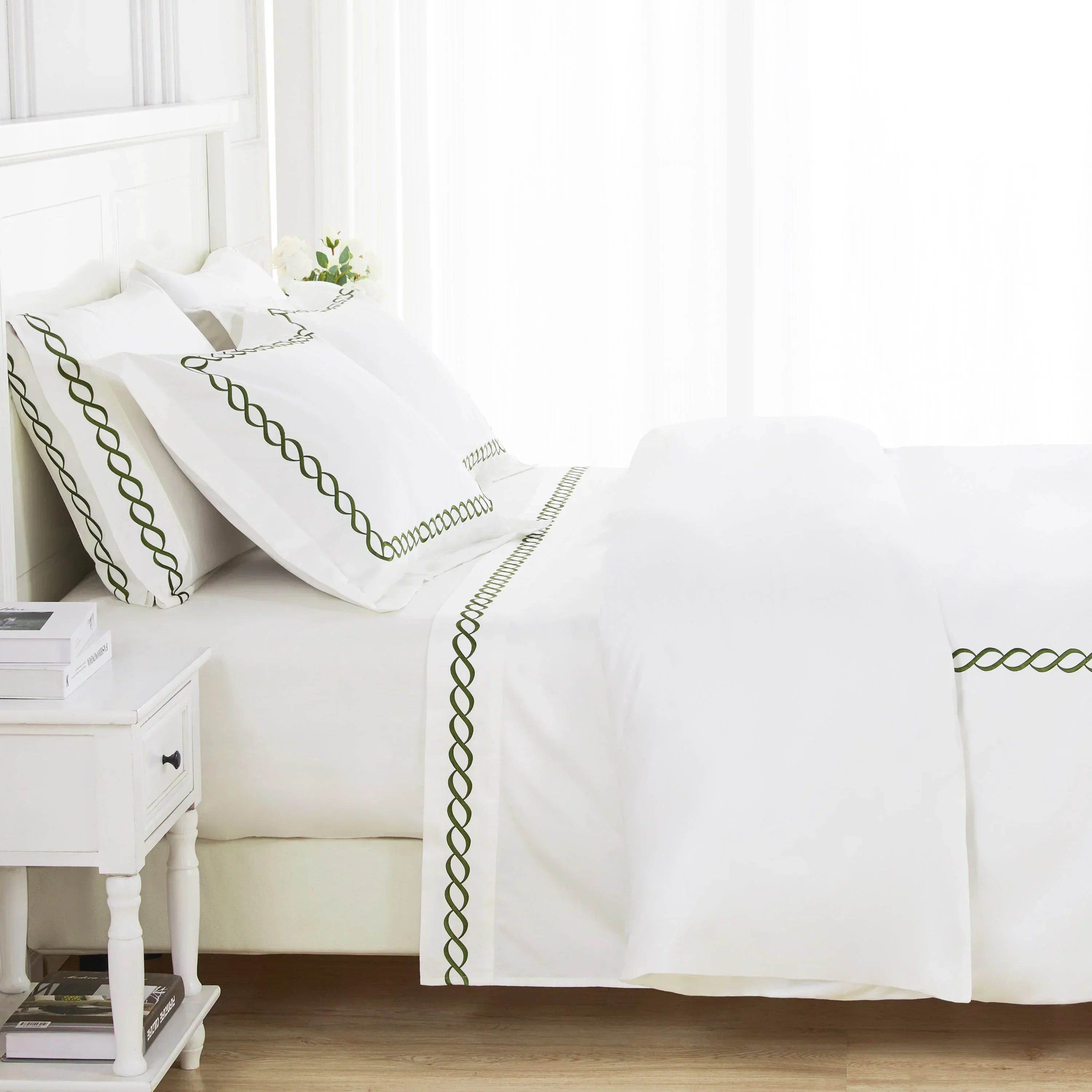 600 Thread Count Rope Embroidered Duvet Set, alternate view - House Of Avana