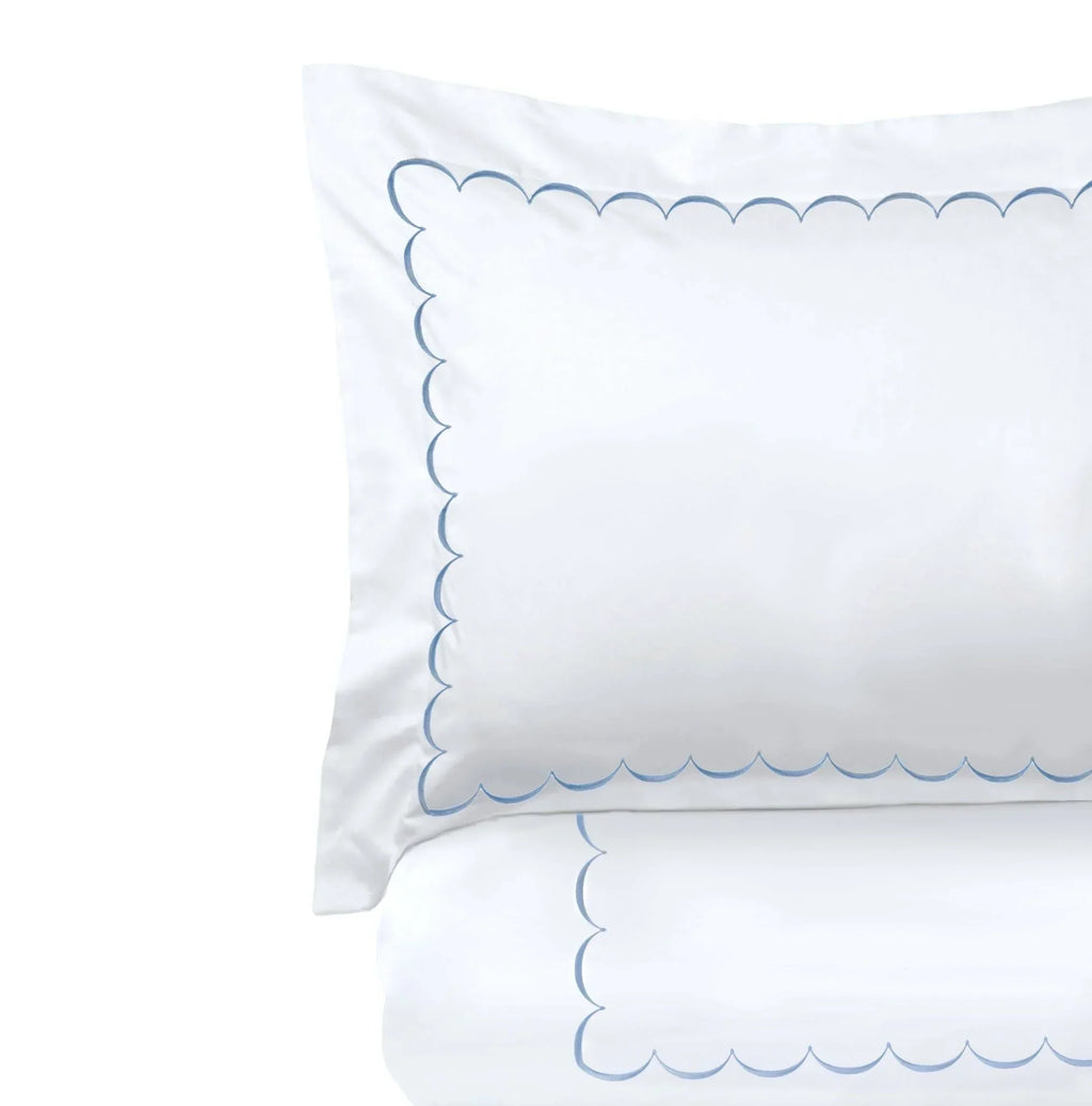 600 Thread Count Scallop Embroidered Duvet Set, texture detail - House Of Avana