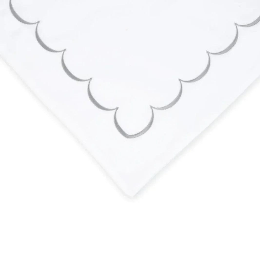 600 Thread Count Scallop Embroidered Duvet Set, side view - House Of Avana