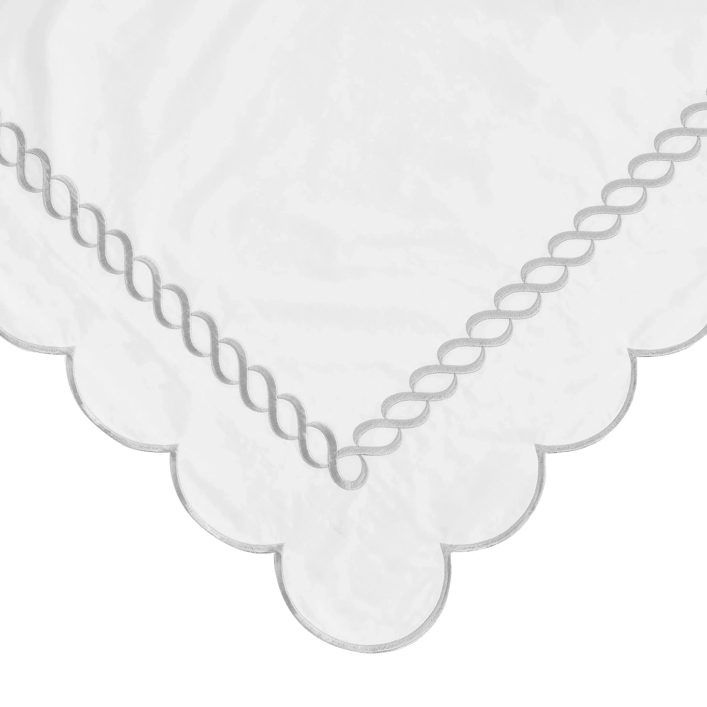 600 Thread Count Scallop Rope Embroidered Cotton Duvet Set, in-use display - House Of Avana