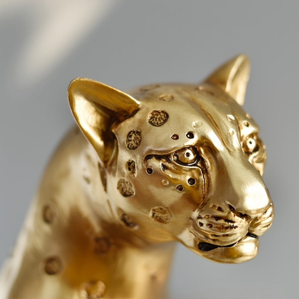 Leopard on Tree Stump Sculpture – Gold Resin [[SKU:HOA-SCU-545]]