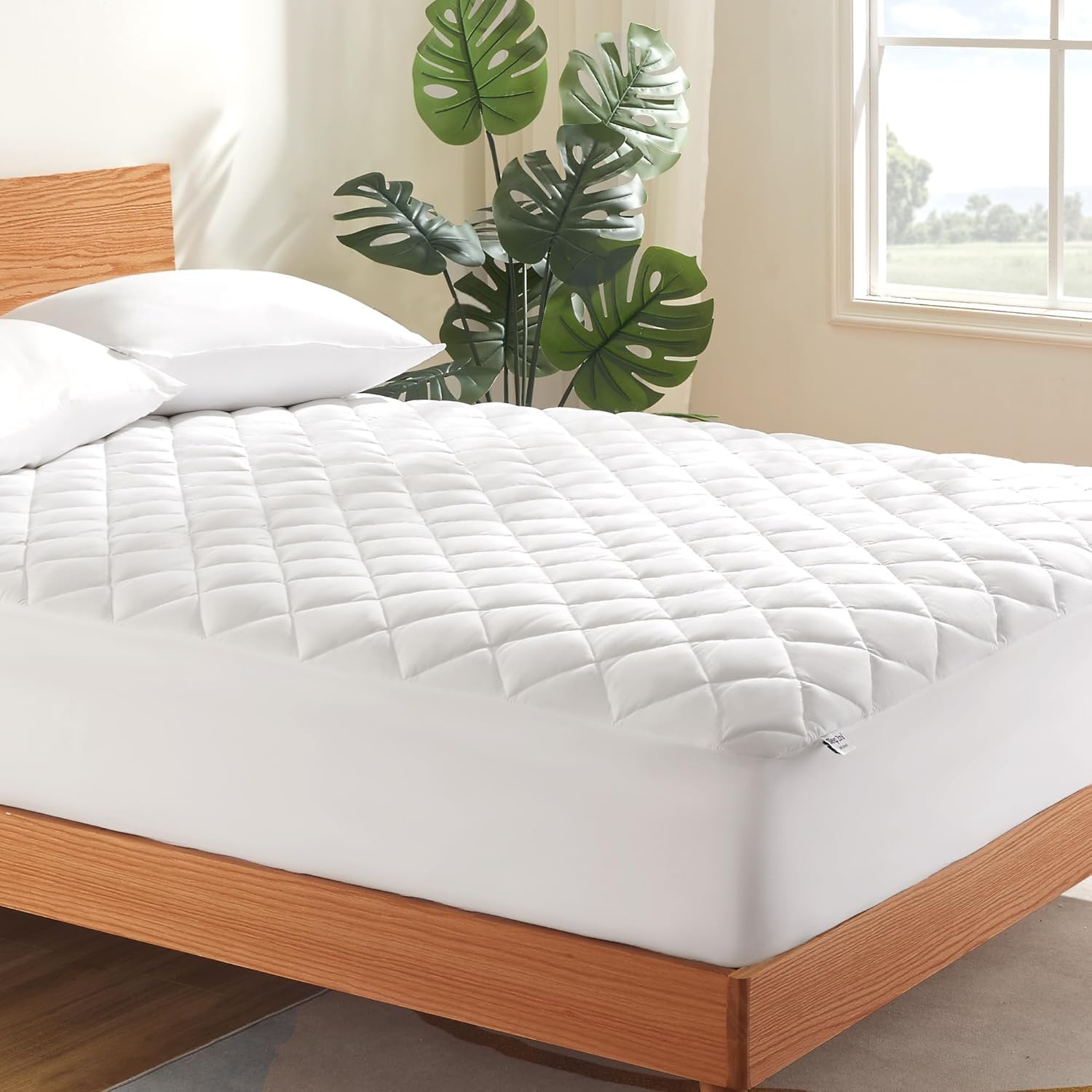 Quilted Fitted Mattress Protector, Mattress pad