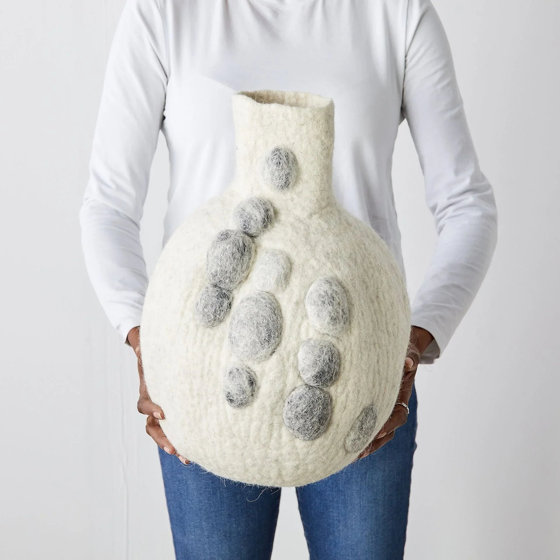 Pebble Hand-Felted Wool Gourd Basket Kanju Interiors