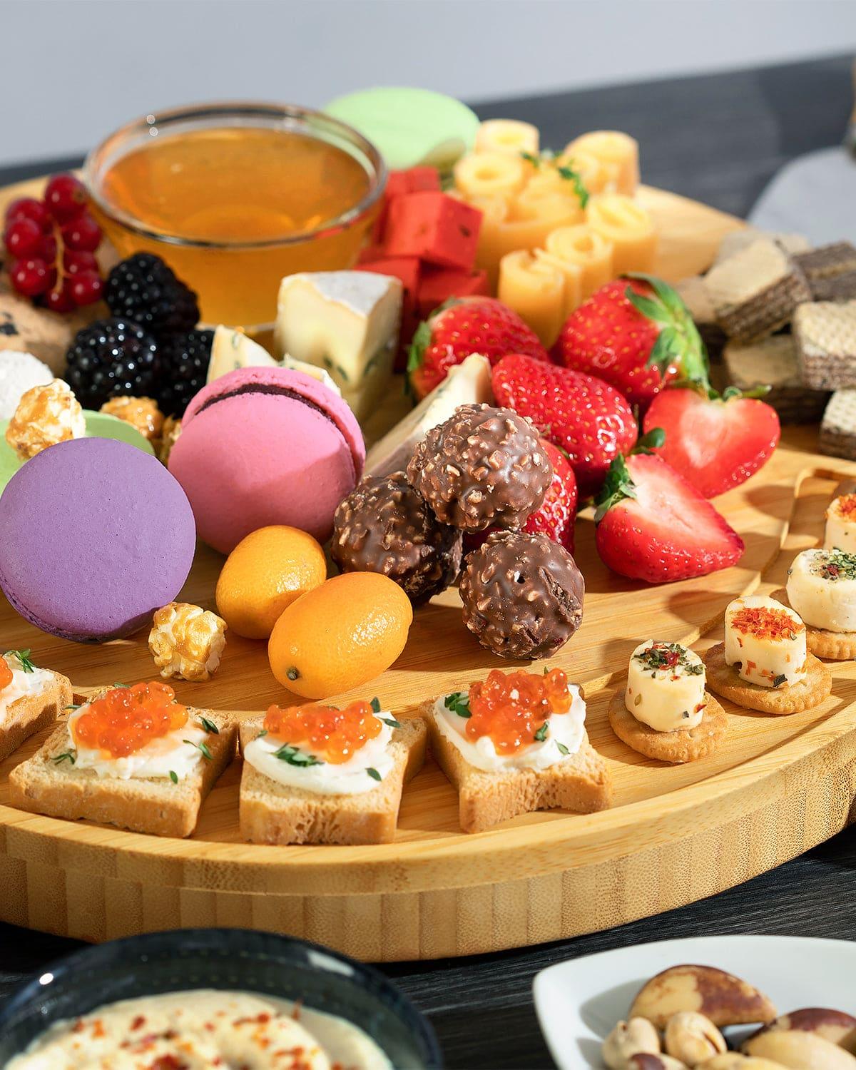 Cheese Board, Round Royal Craft Wood