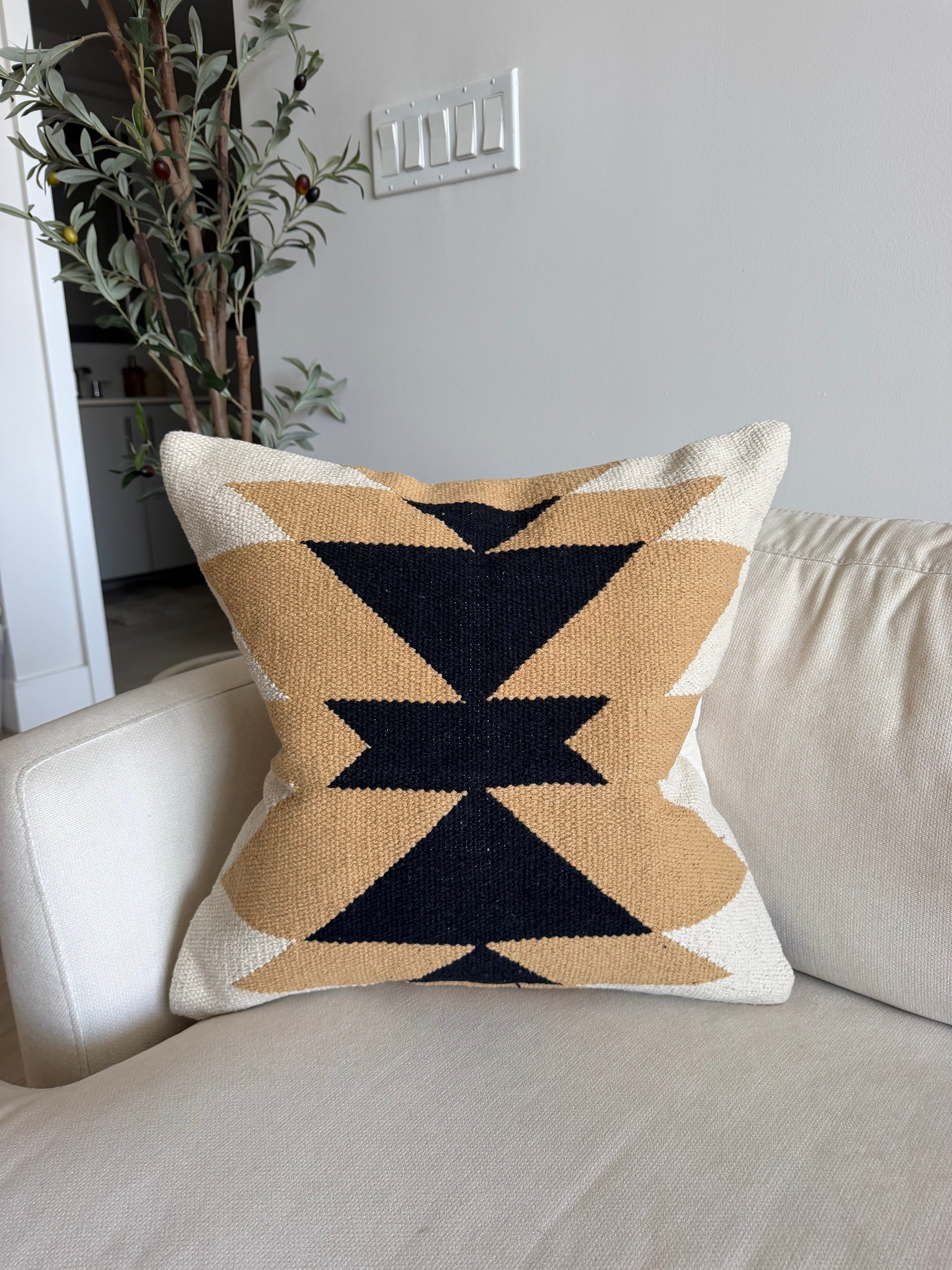 Montana Pillow Cover