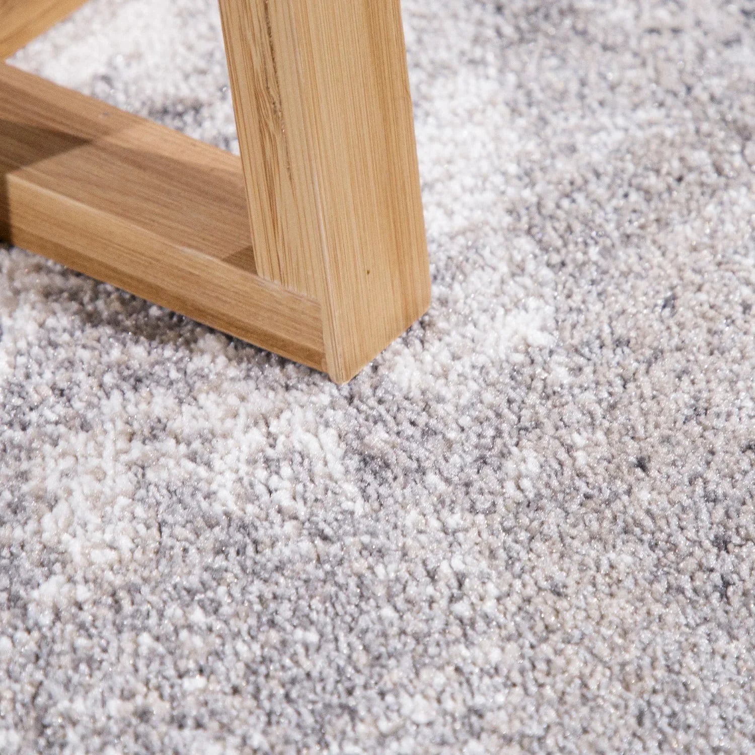 Abstract Area Rug Mero Artful Colors in Beige Grey, back view - House Of Avana