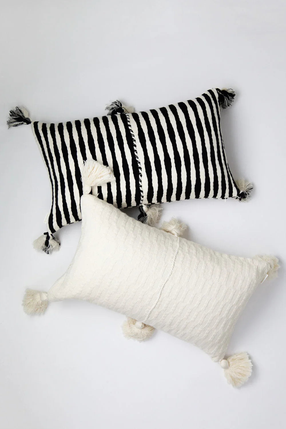 Antigua Pillow - Natural White Archive New York