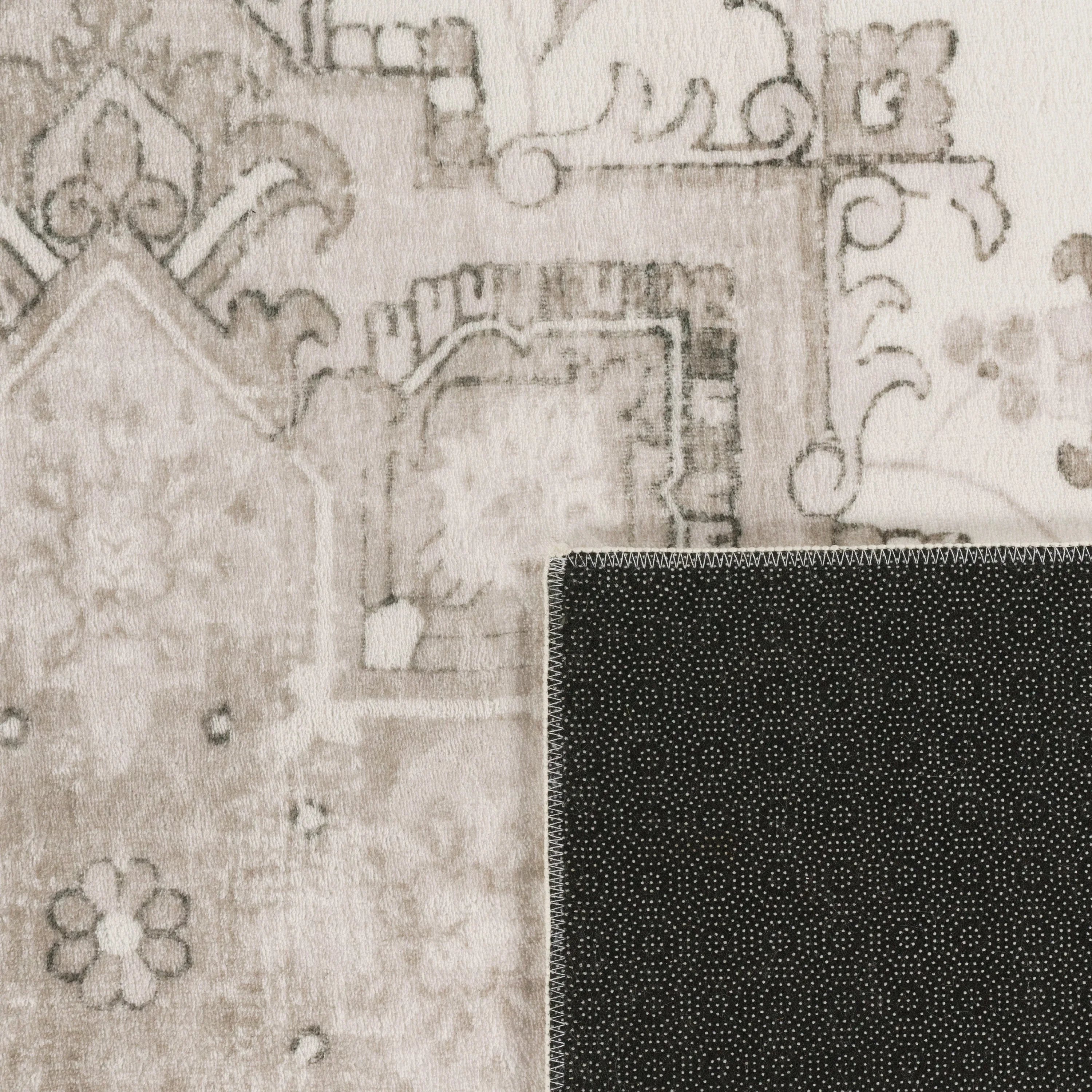 Area Rug Cambridge Faded Look with Oriental Pattern, detail shot - House Of Avana