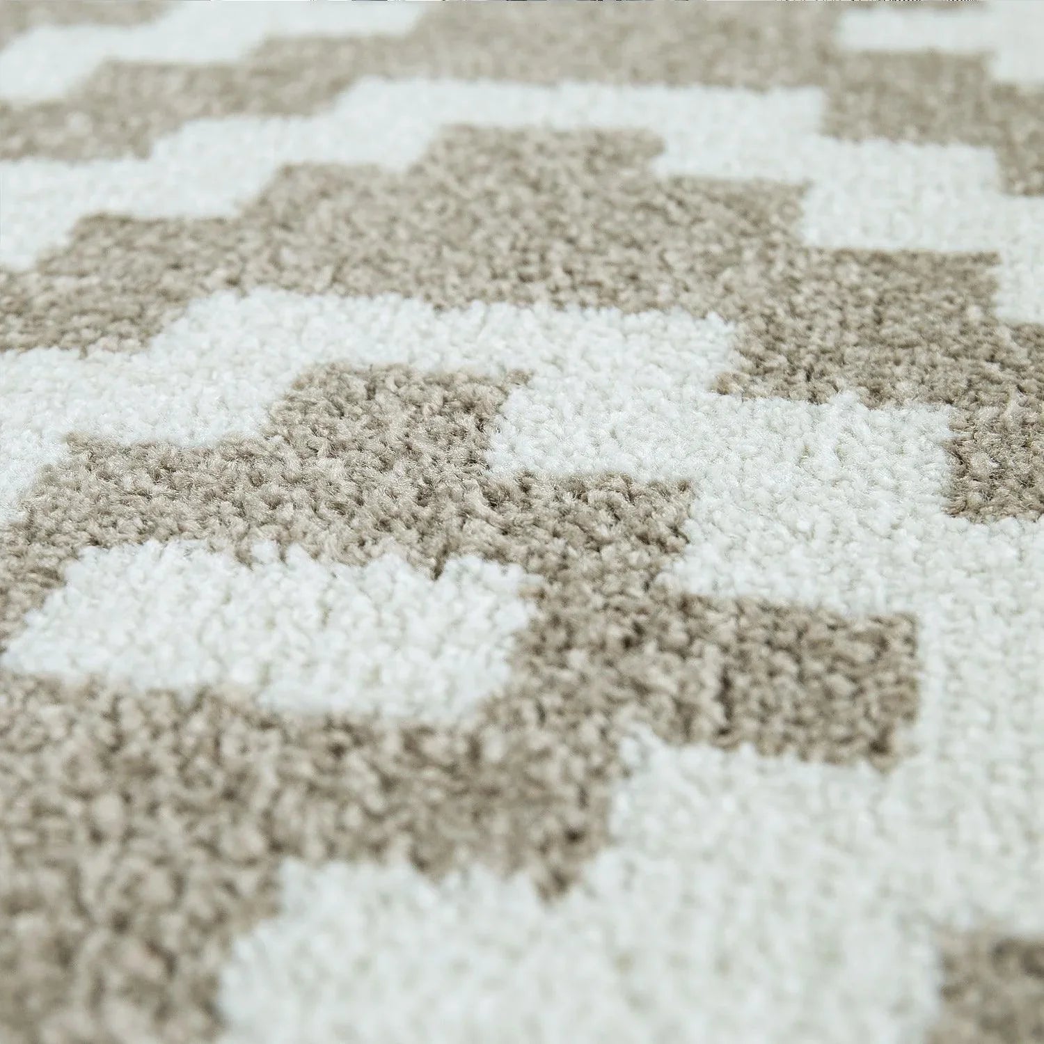 Area Rug Stella Moroccan Diamond Pattern - Pastel Beige White, side view - House Of Avana