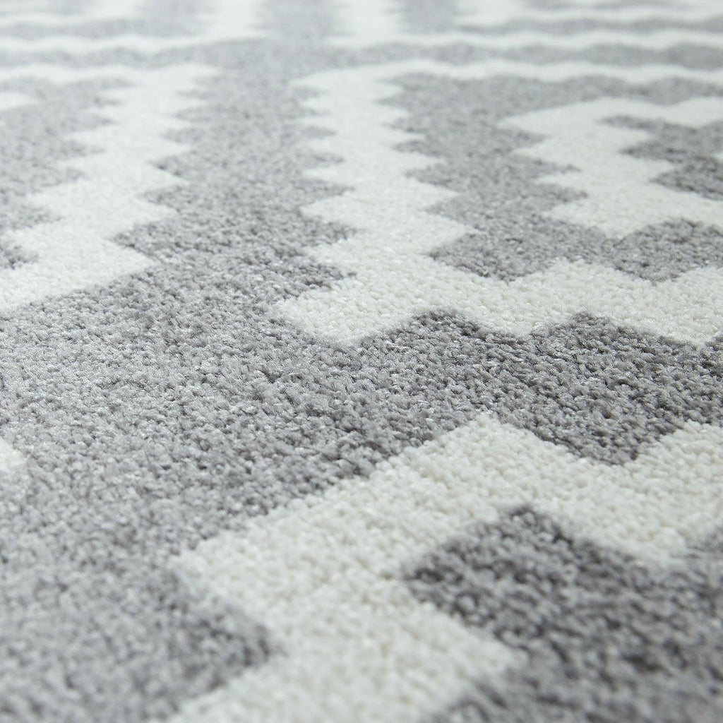 Area Rug Stella Moroccan Diamond Pattern - Pastel Grey White, side view - House Of Avana