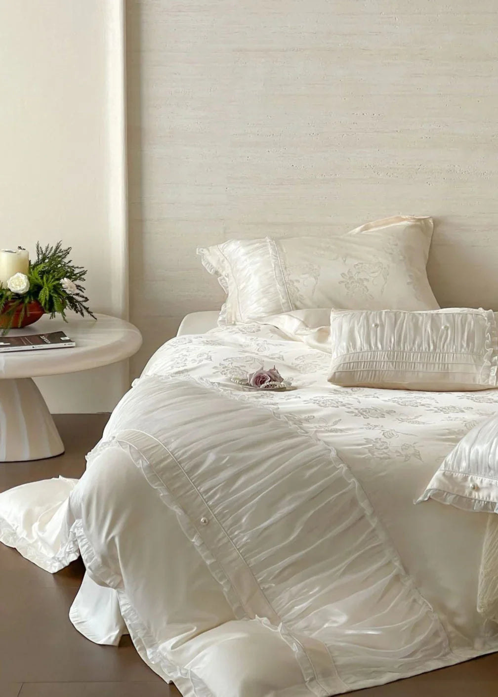 Aurora Lace Floral TENCEL™ Bedding Set / Beige Ever Lasting