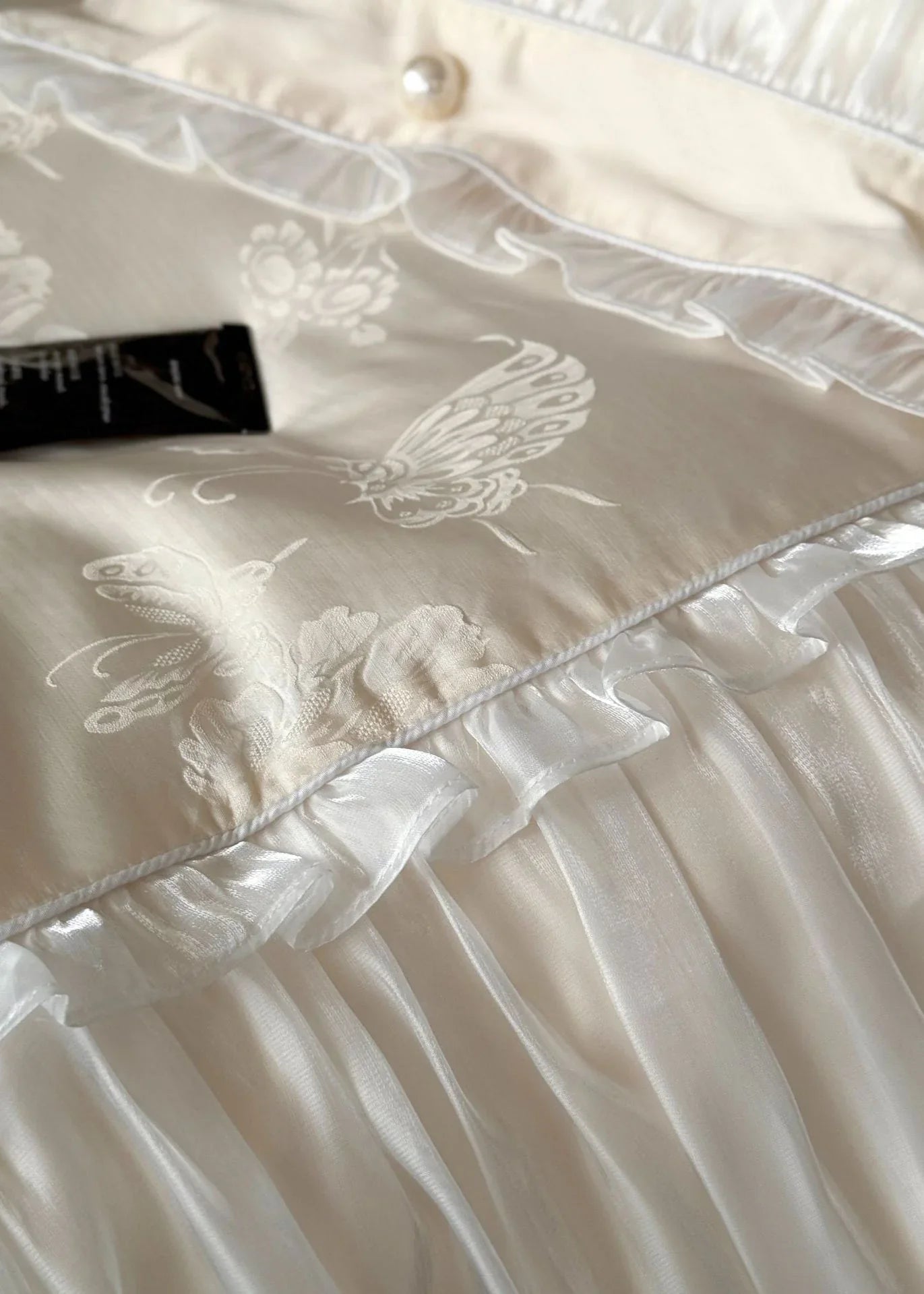 Aurora Lace Floral TENCEL™ Bedding Set / Beige Ever Lasting