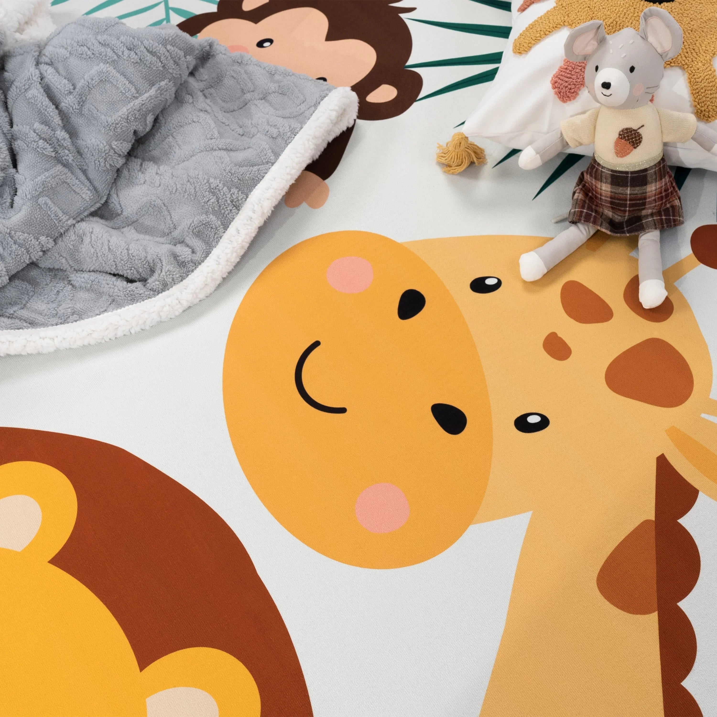 Kids Rug Lilo Jungle Animal Play Mat with Lion Giraffe Monkey in Beige RugYourHome