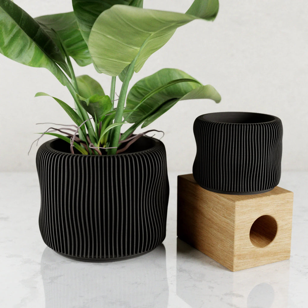 Bubbly Planter, angled view - House Of Avana