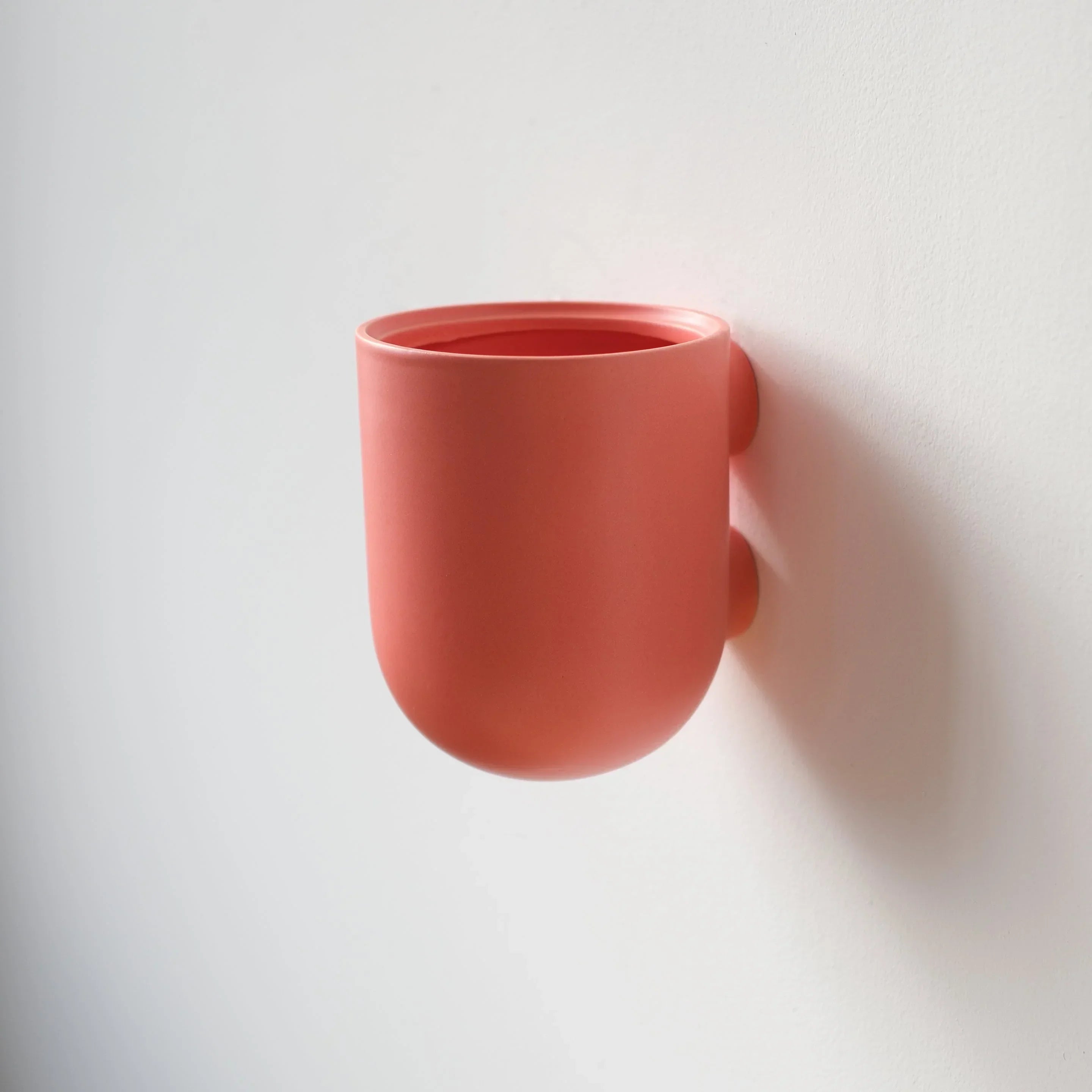 Bender Wall Planter, back view - House Of Avana