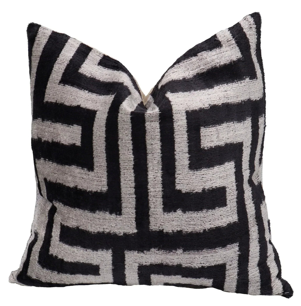 Canvello Black & White Throw Pillows | X in (40 X Cm), front view - House Of Avana