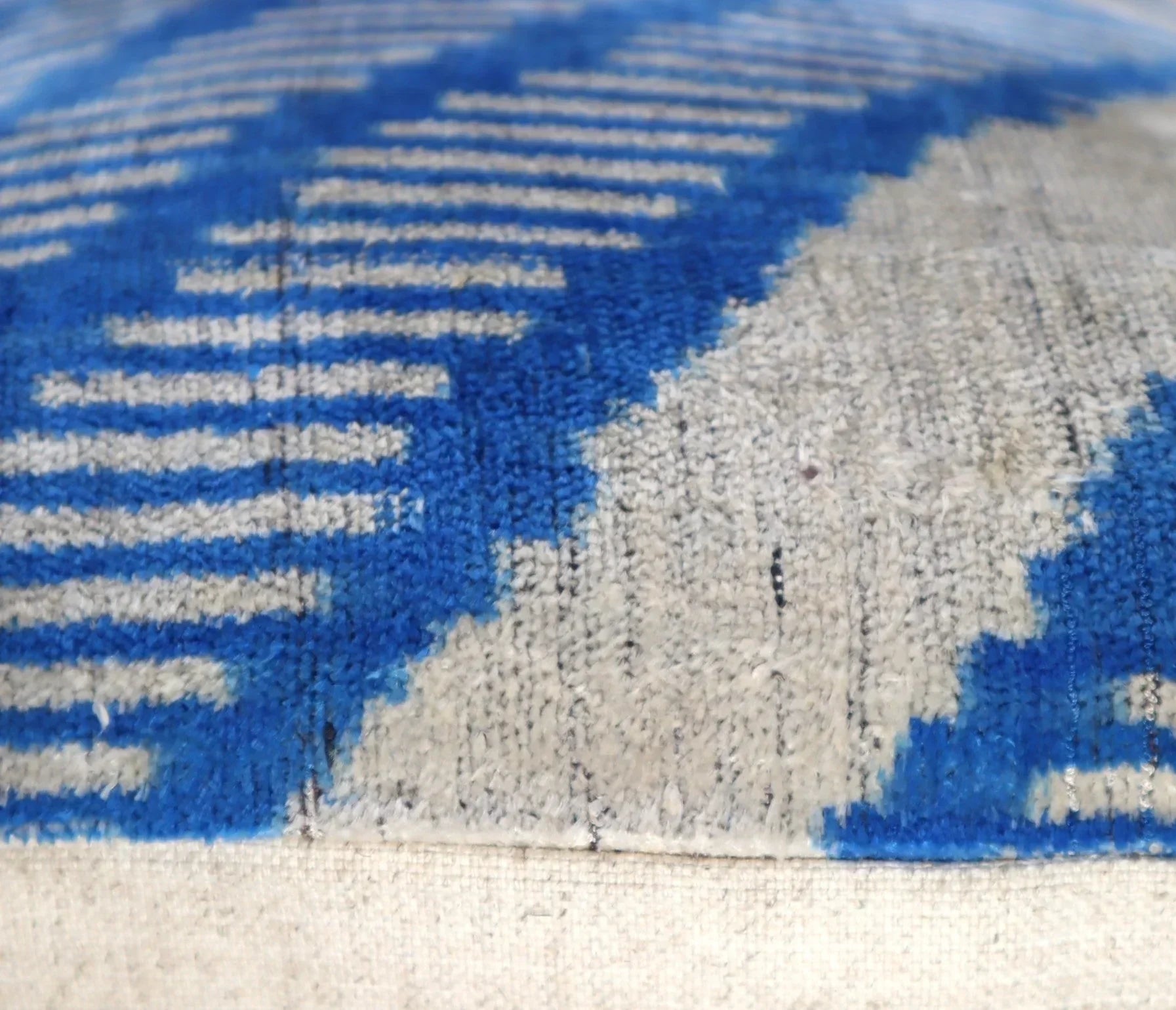 Canvello Blue Pillows With Luxury Decorative Cover - 16x16 in Canvello