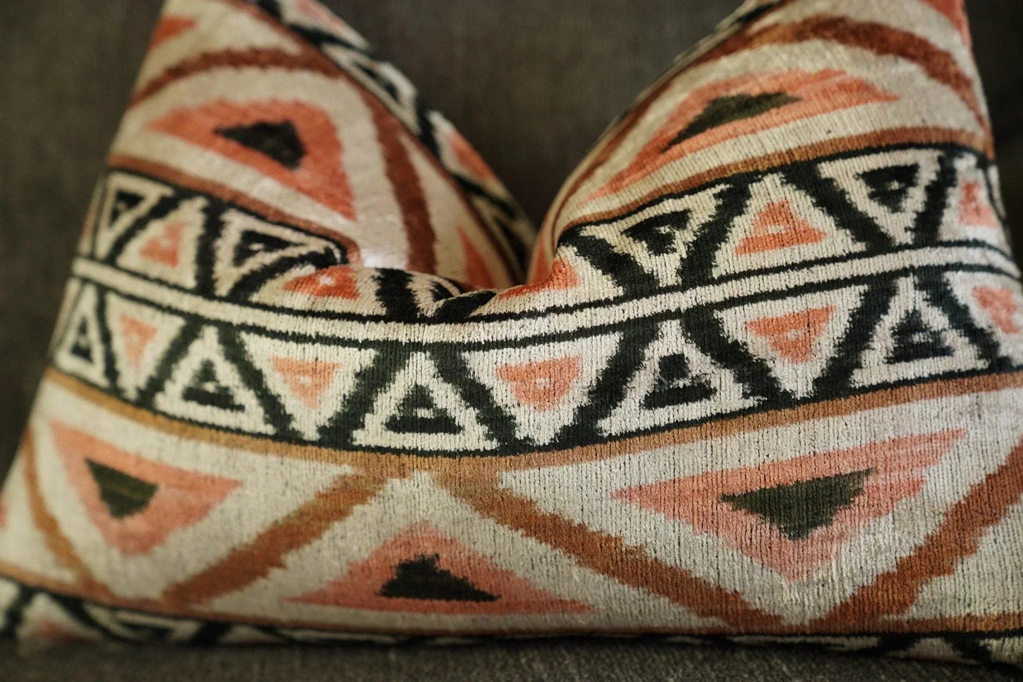 Canvello Decorative Cream Pillows For Sofa | 24x16 Canvello