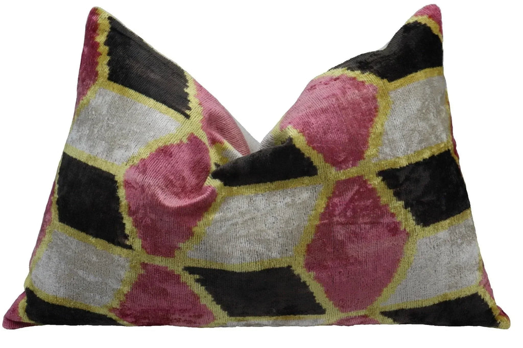 Canvello Decorative Dirty Pink Velvet Throw Pillow - 16x24 in Canvello