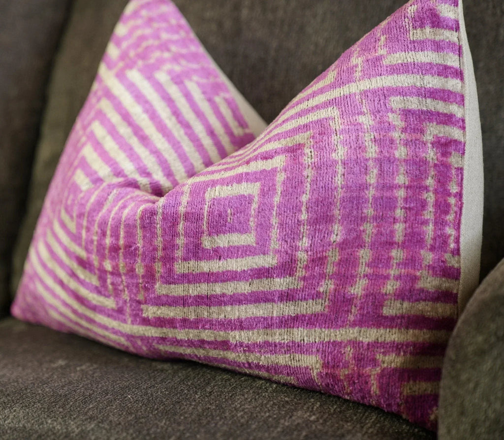 Canvello Decorative Pink Velvet Cushions | 16 x 24 in (40 x 60 cm) Canvello