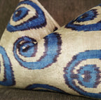 Canvello Habdmade Velvet Blue Throw Pillow + Down Insert - 16x24 Canvello