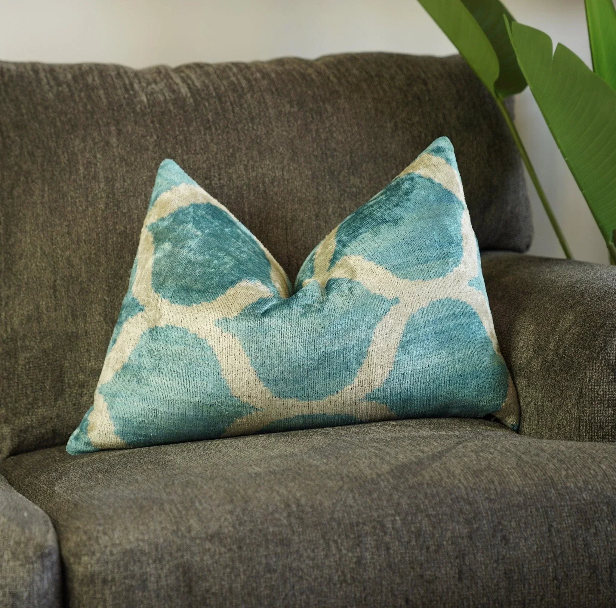 Canvello Handmade Blue Velvet Lumbar Pillow For Sofa - 16x24 in Canvello