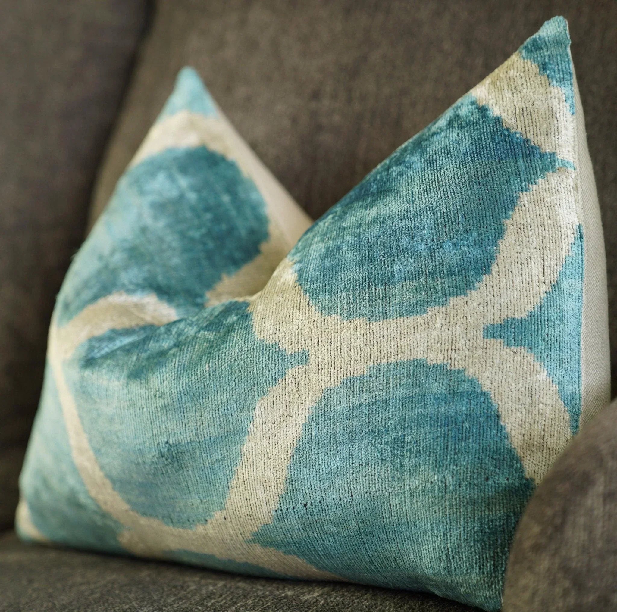 Canvello Handmade Blue Velvet Lumbar Pillow For Sofa - 16x24 in Canvello